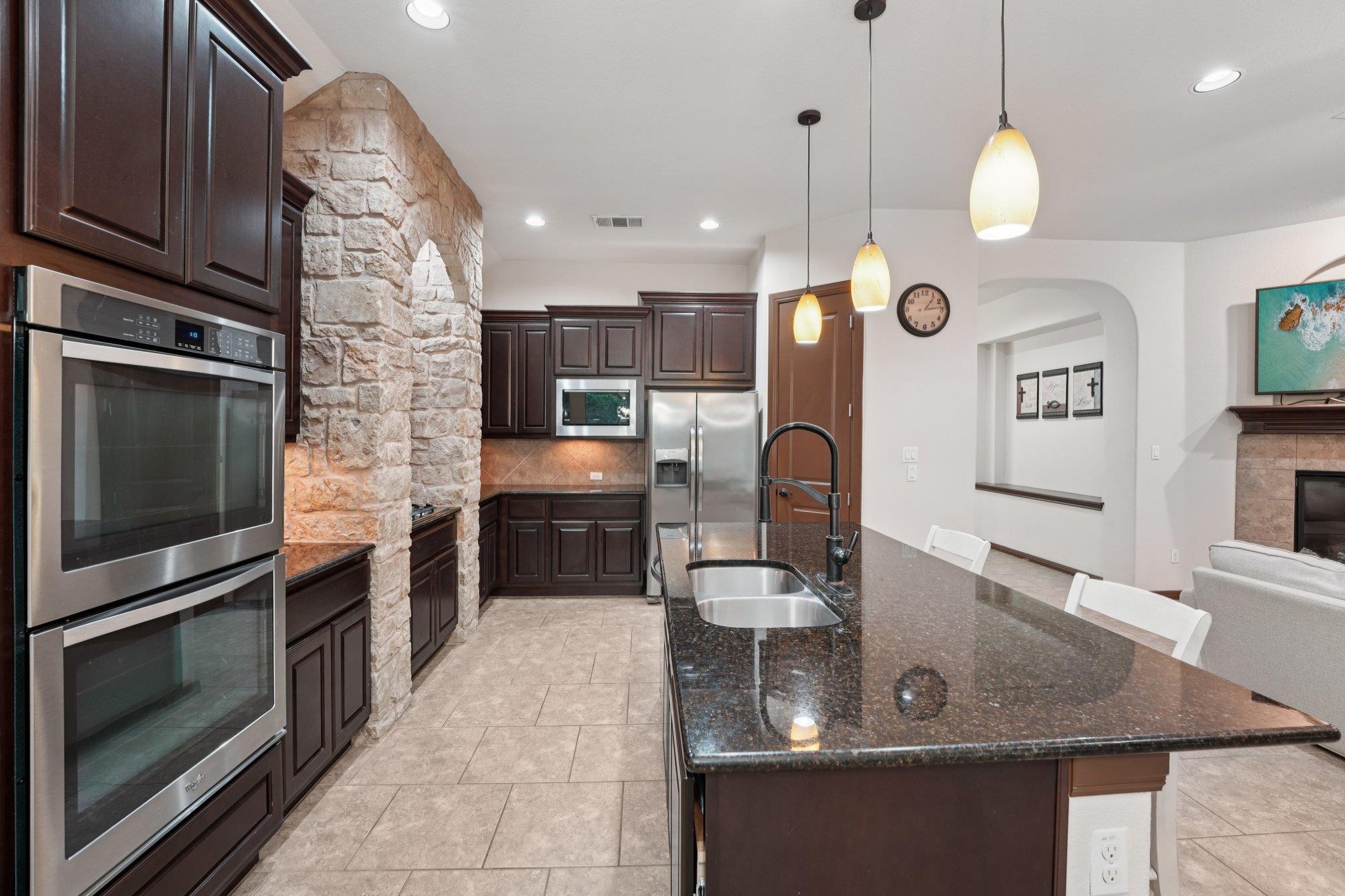 126 Spanish Trl, Bastrop, TX 78602