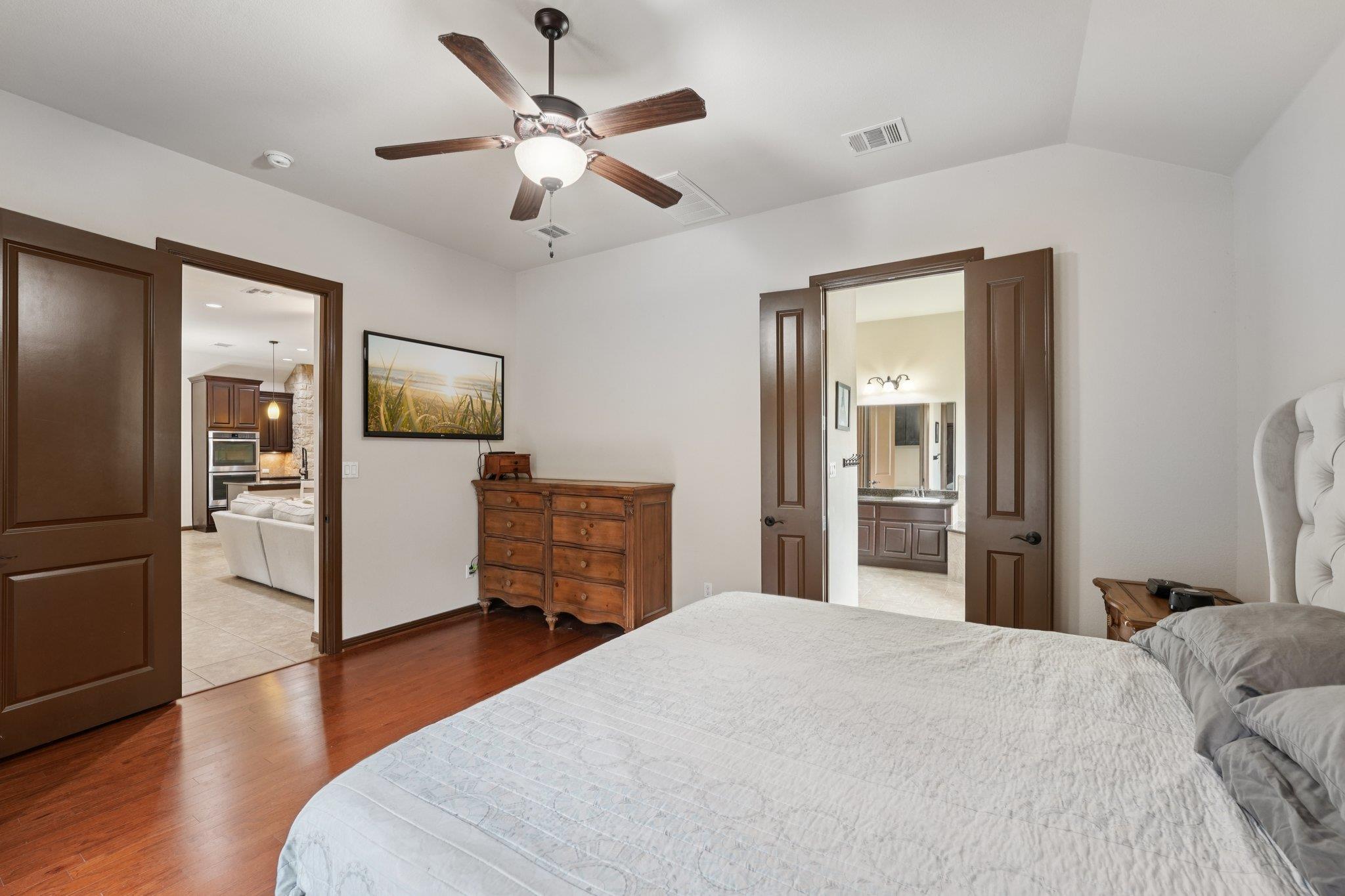 126 Spanish Trl, Bastrop, TX 78602