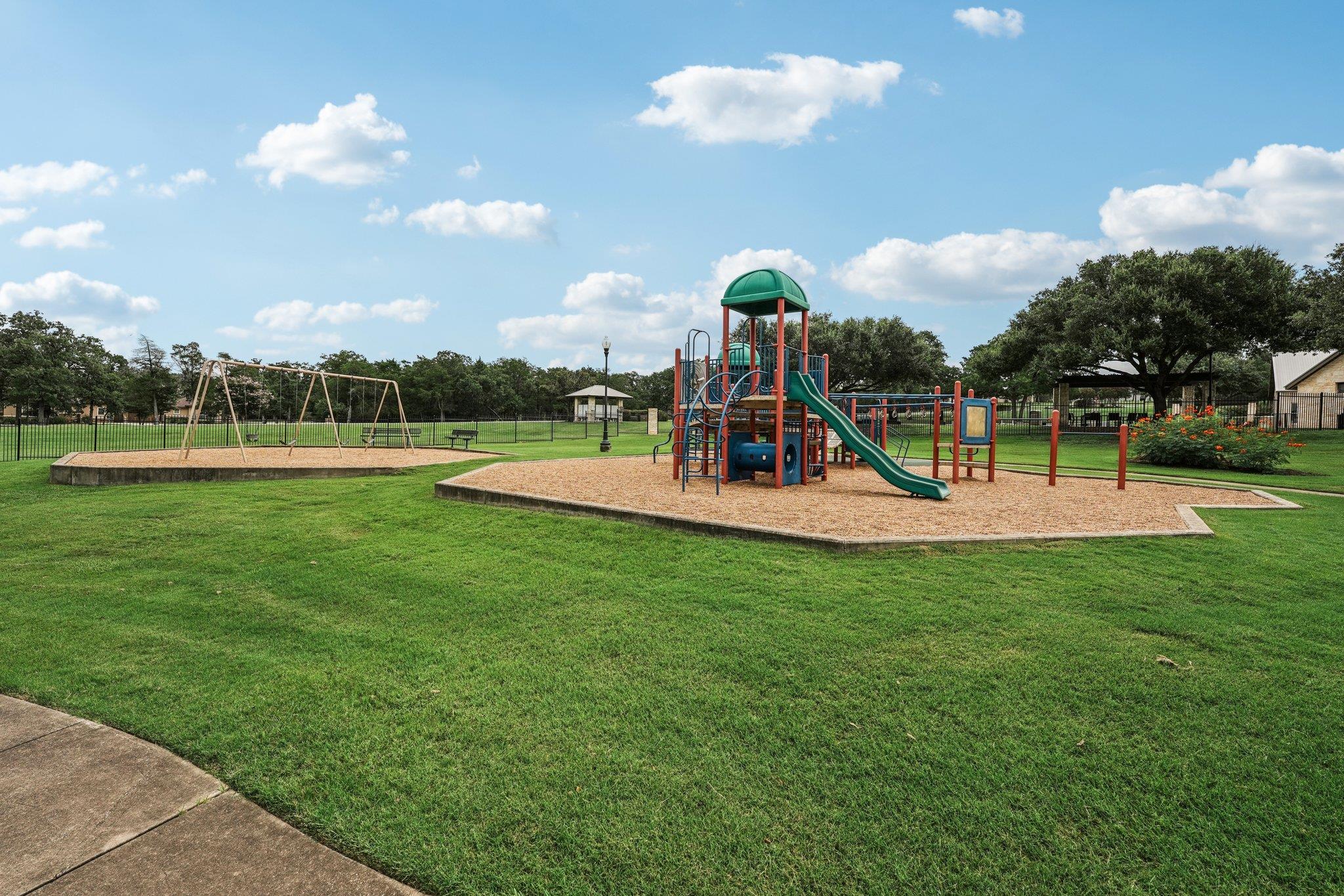 126 Spanish Trl, Bastrop, TX 78602