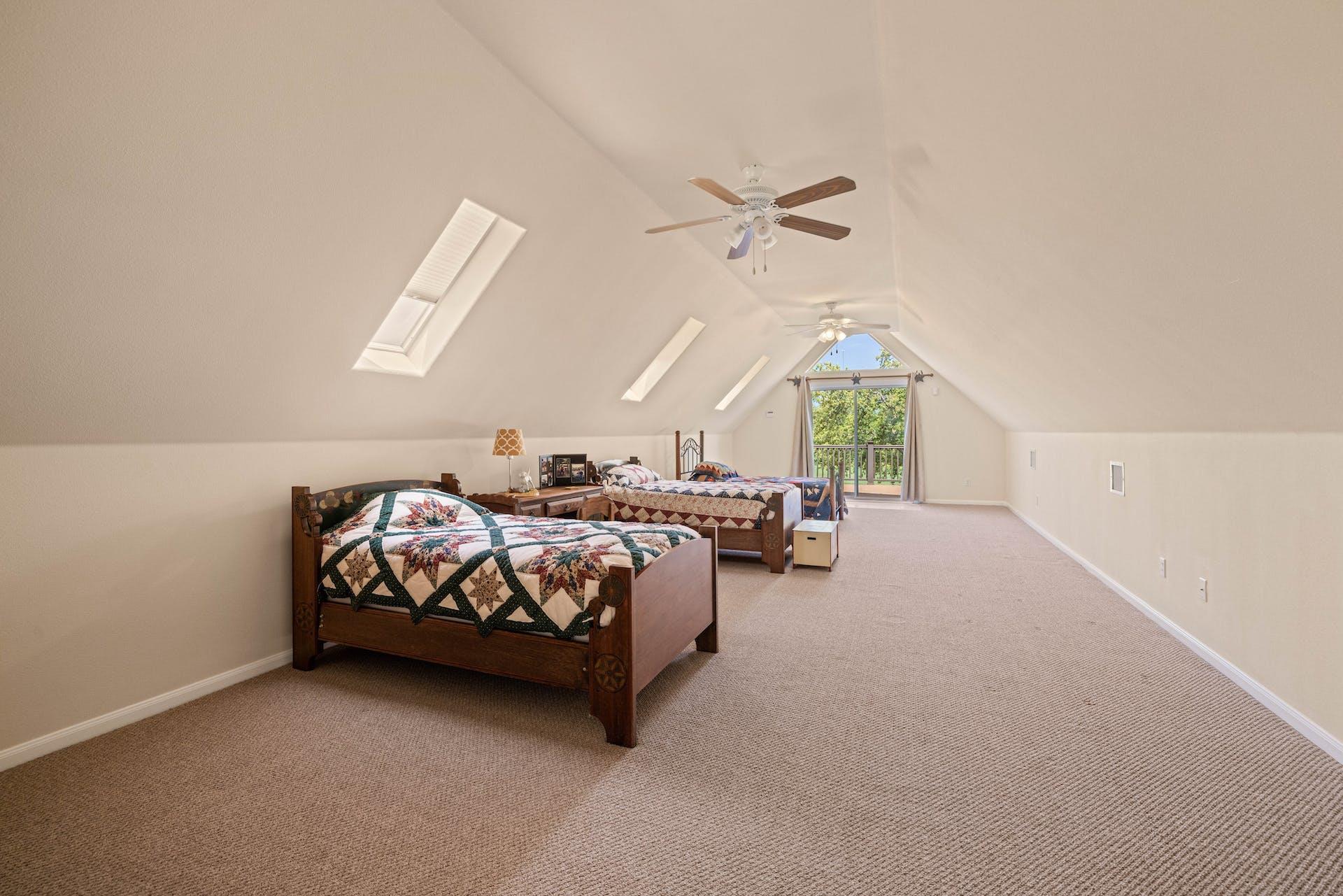 194 Gabriel Meadows Dr, Hutto, TX 78634