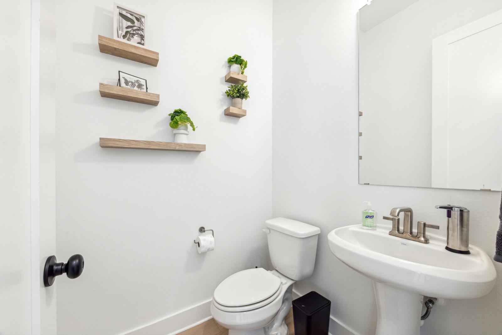 1034 Grant Wood Ave # 107, Driftwood, TX 78619