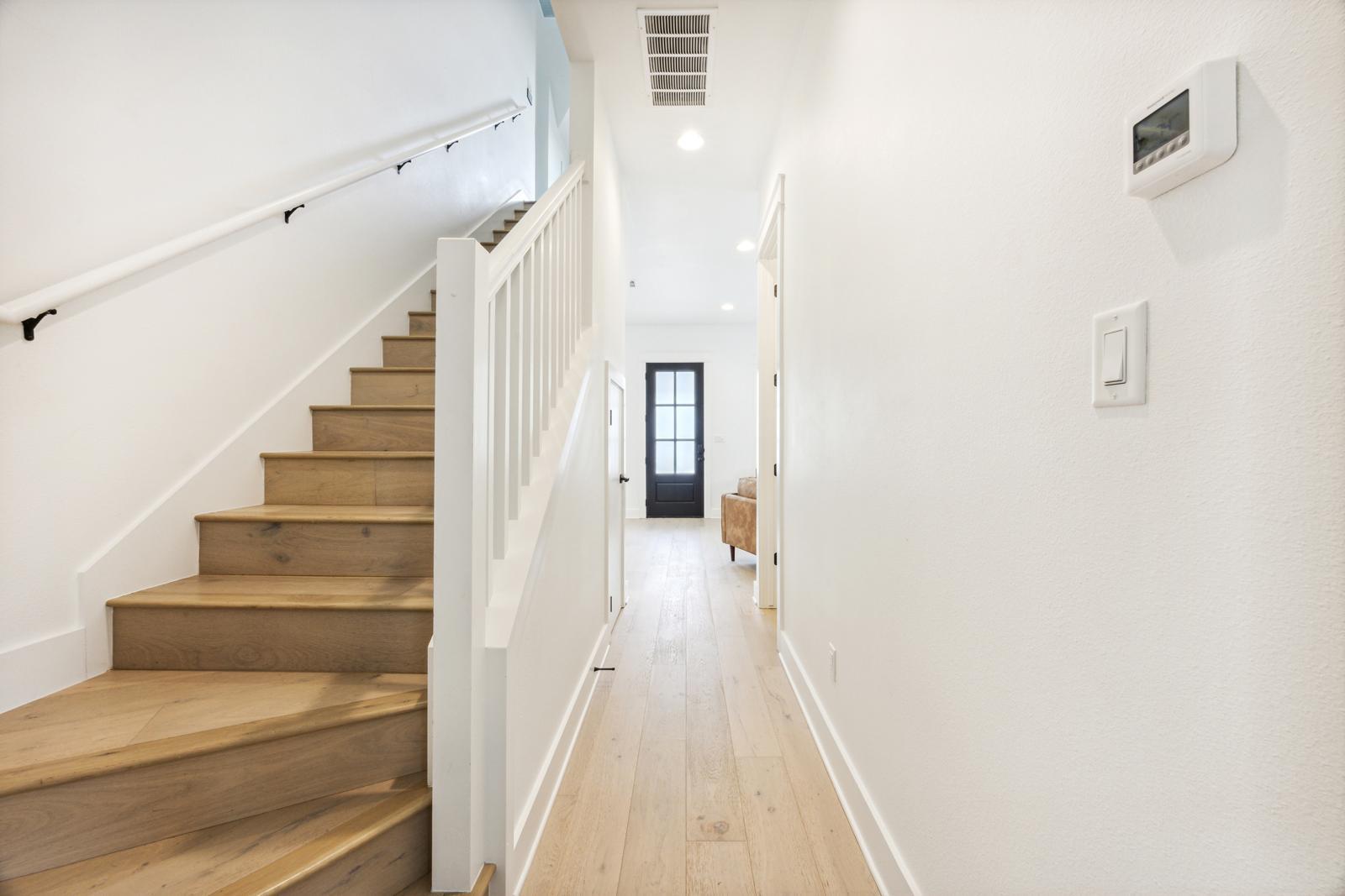 1034 Grant Wood Ave # 107, Driftwood, TX 78619