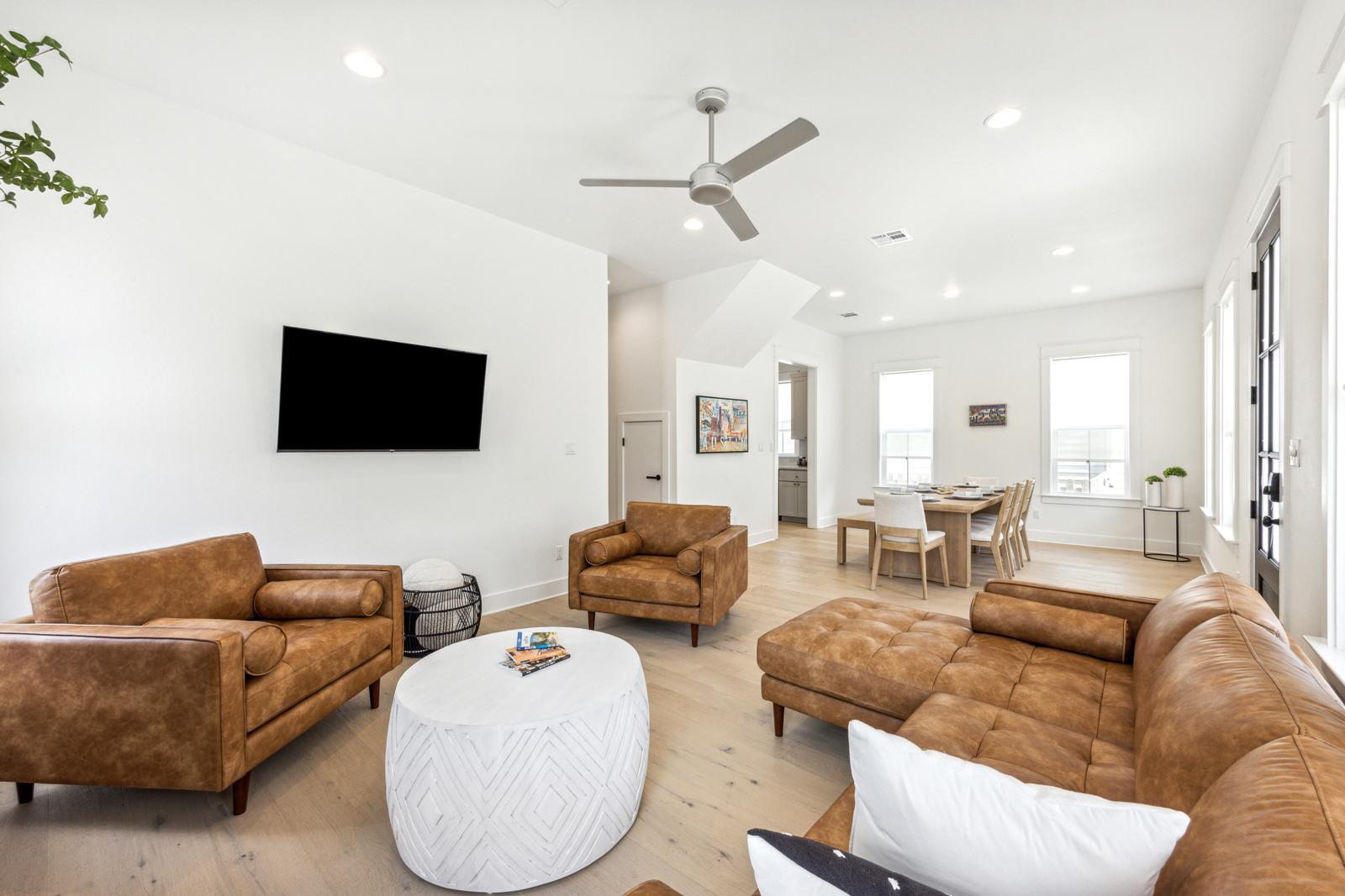 1034 Grant Wood Ave # 107, Driftwood, TX 78619