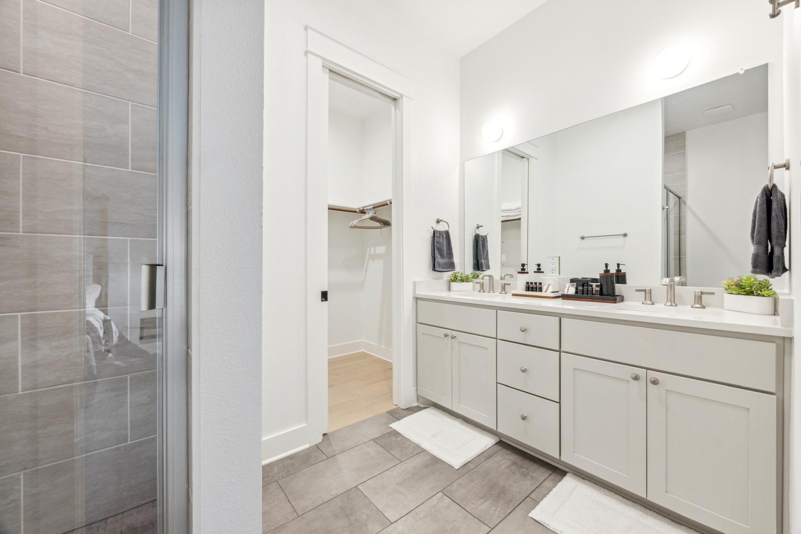 1034 Grant Wood Ave # 107, Driftwood, TX 78619