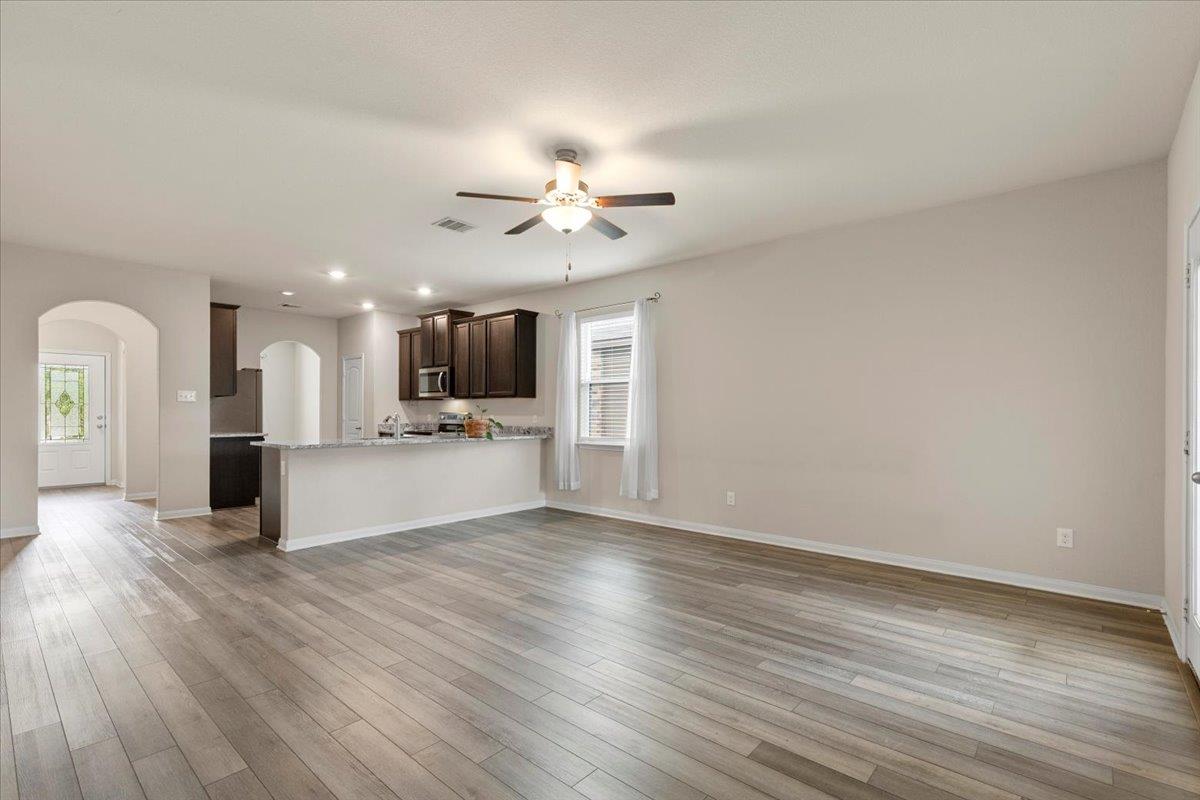 321 Freedom Park Ave, Liberty Hill, TX 78642