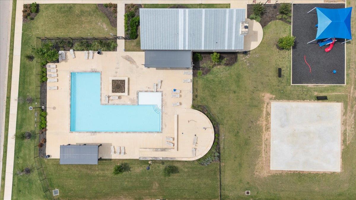 321 Freedom Park Ave, Liberty Hill, TX 78642