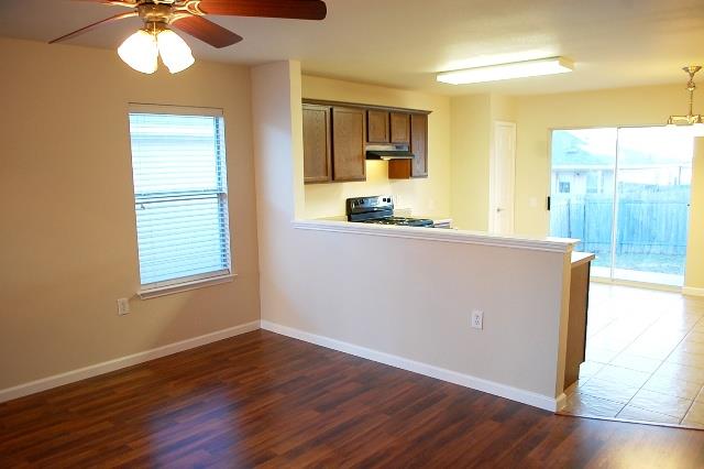 12309 Sky Harbor Dr, Del Valle, TX 78617