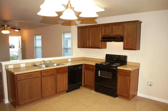 12309 Sky Harbor Dr, Del Valle, TX 78617