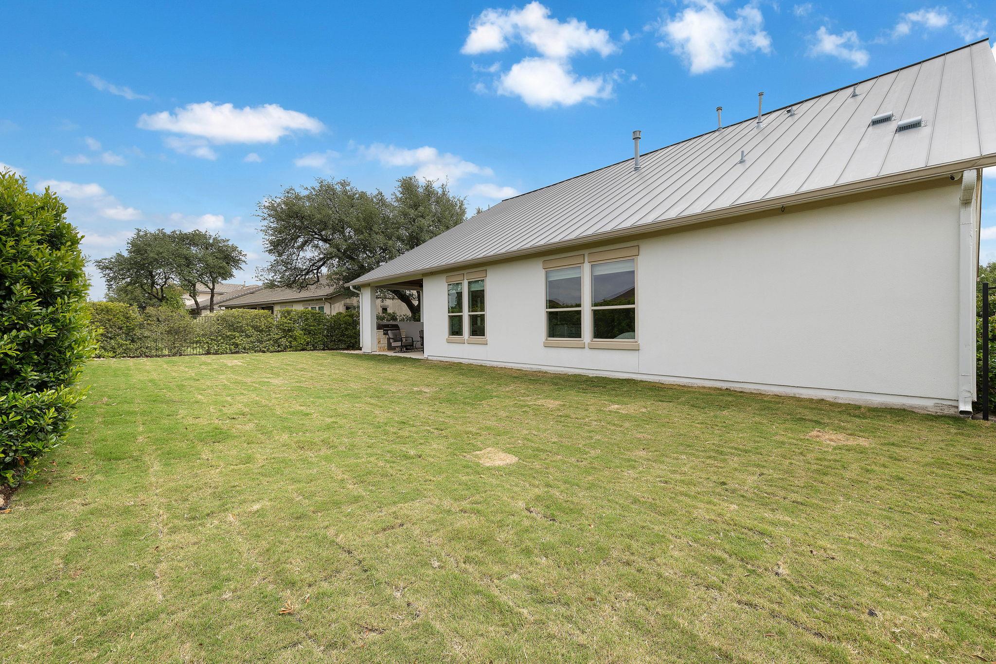 1905 Mazarro Dr, Leander, TX 78641