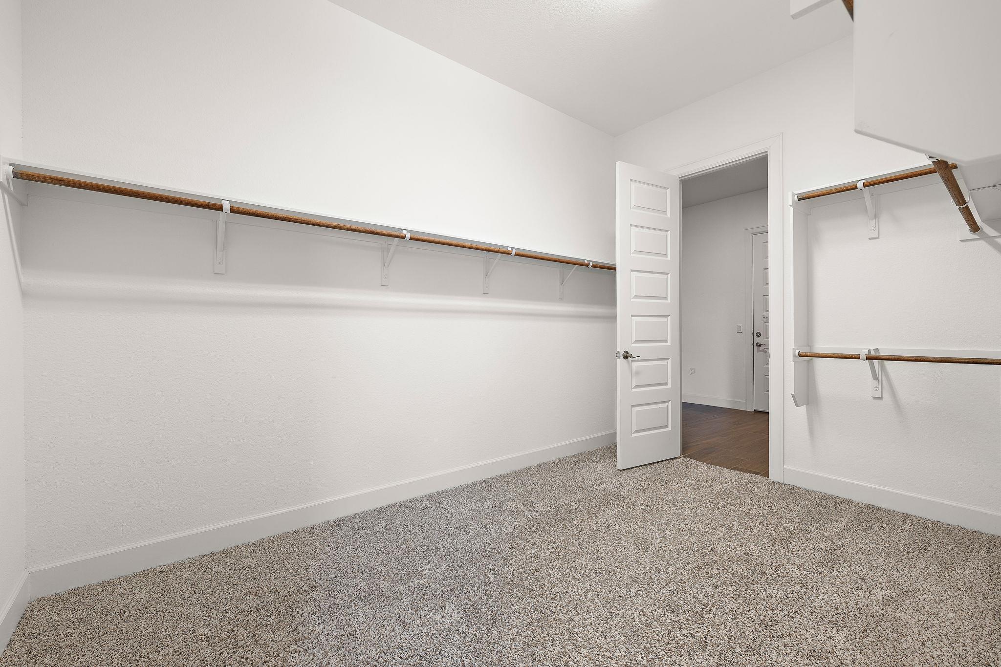 1905 Mazarro Dr, Leander, TX 78641