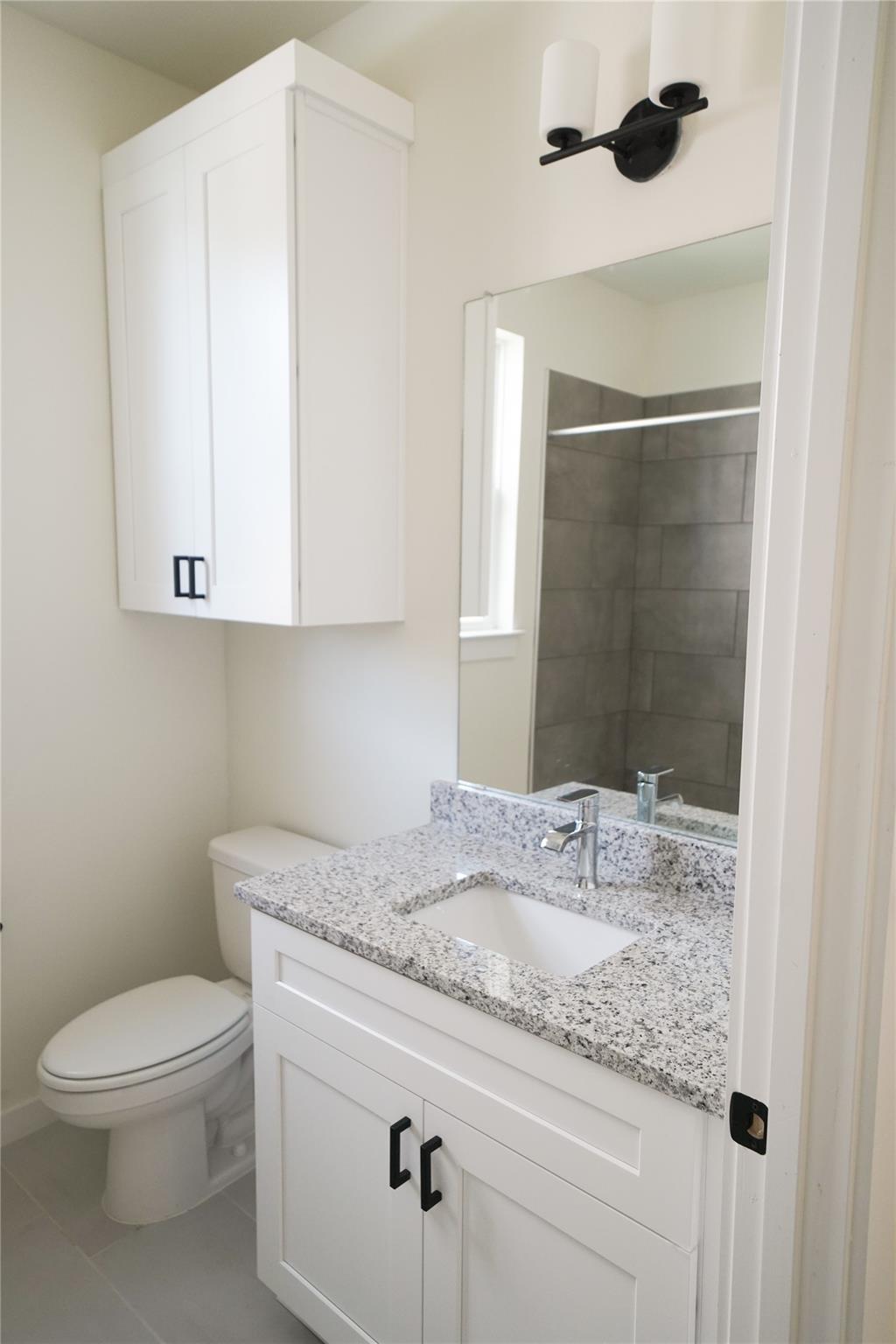 117 Dunlap St # A, Austin, TX 78704