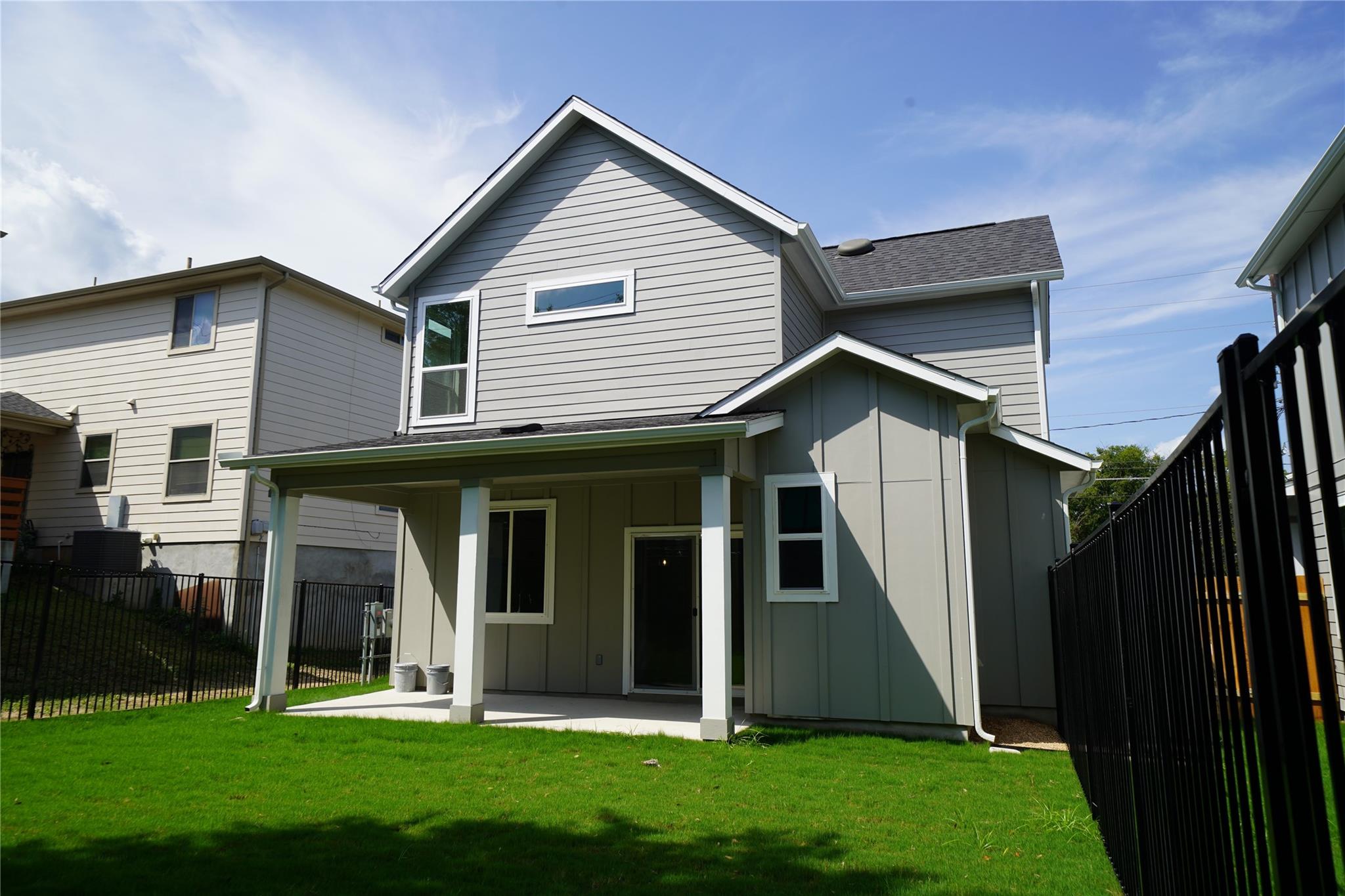 117 Dunlap St # A, Austin, TX 78704