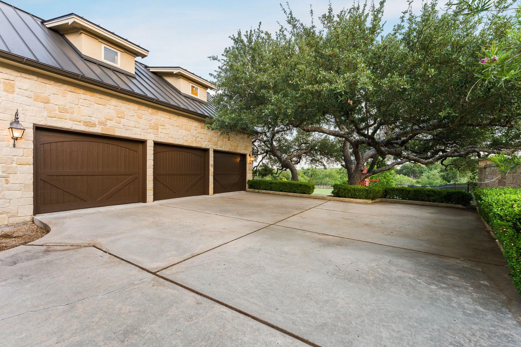 7825 Lynchburg Dr, Austin, TX 78738