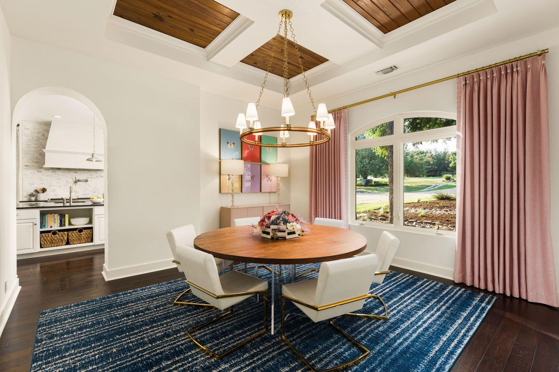 7825 Lynchburg Dr, Austin, TX 78738