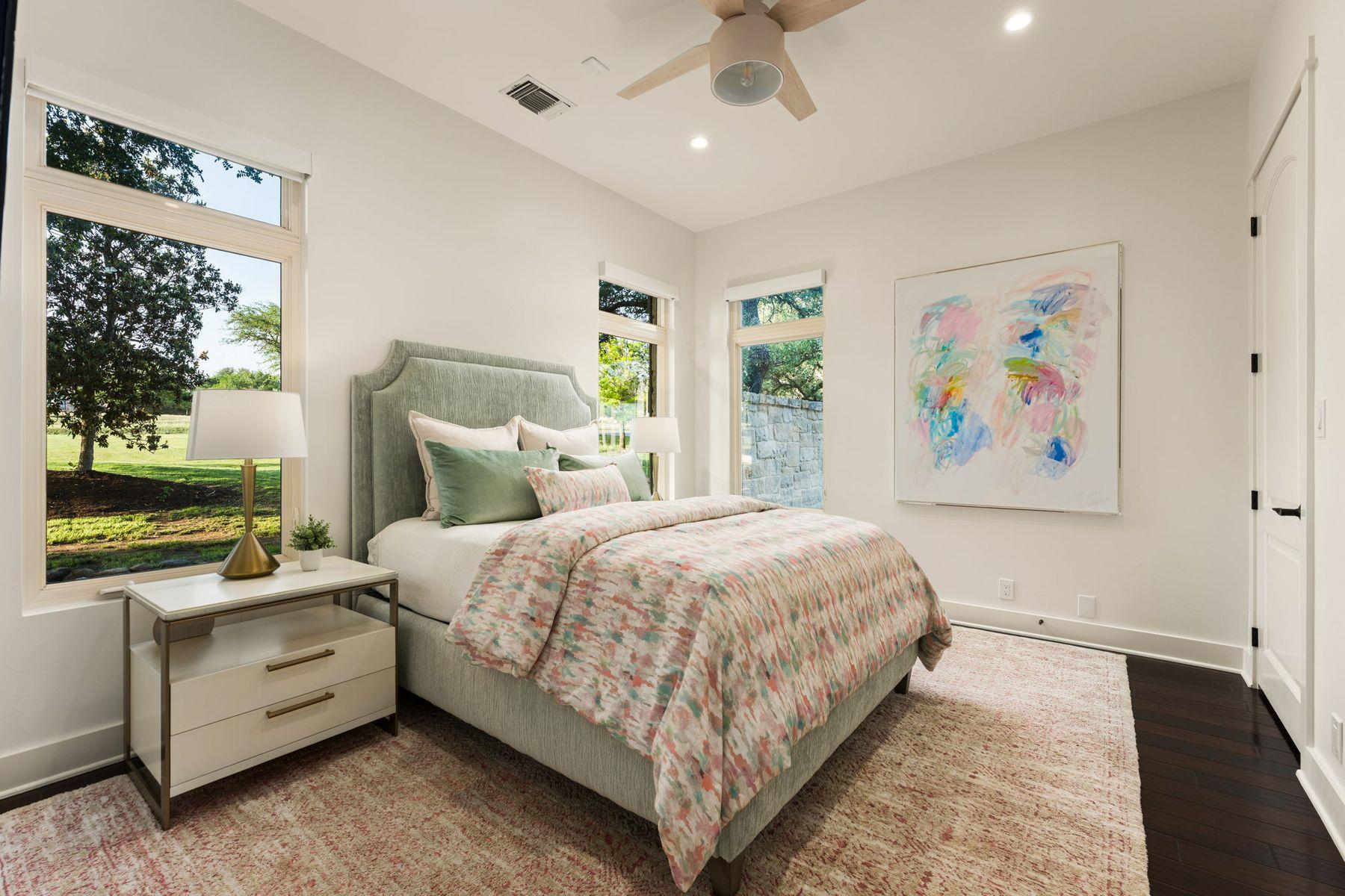 7825 Lynchburg Dr, Austin, TX 78738