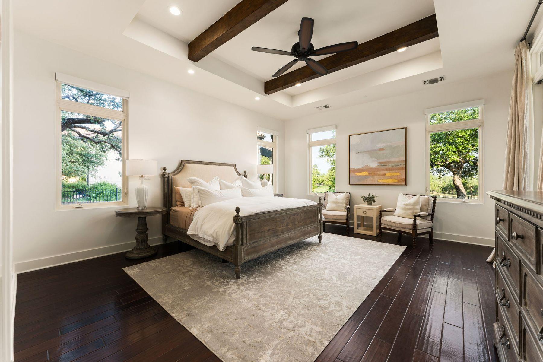 7825 Lynchburg Dr, Austin, TX 78738