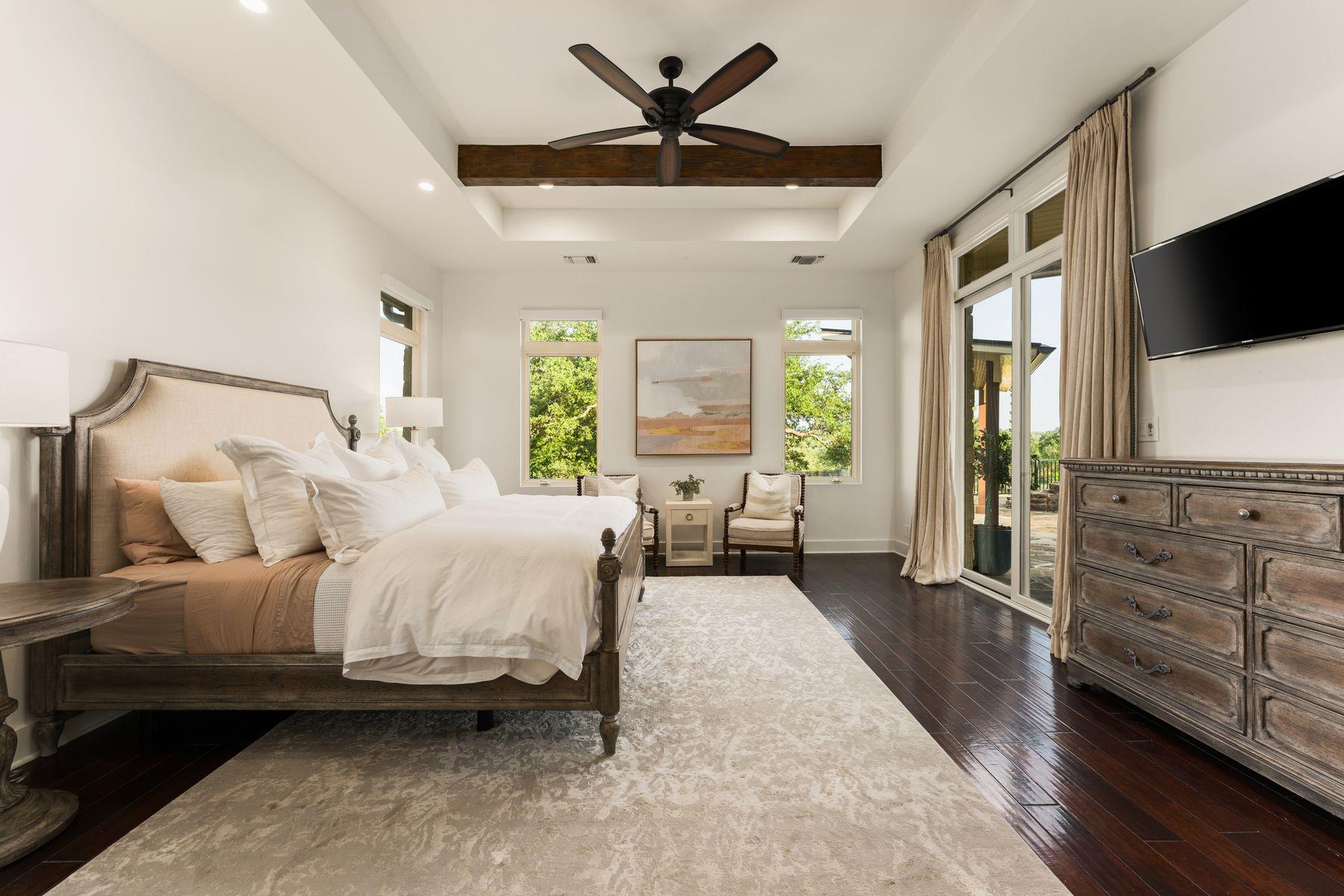 7825 Lynchburg Dr, Austin, TX 78738