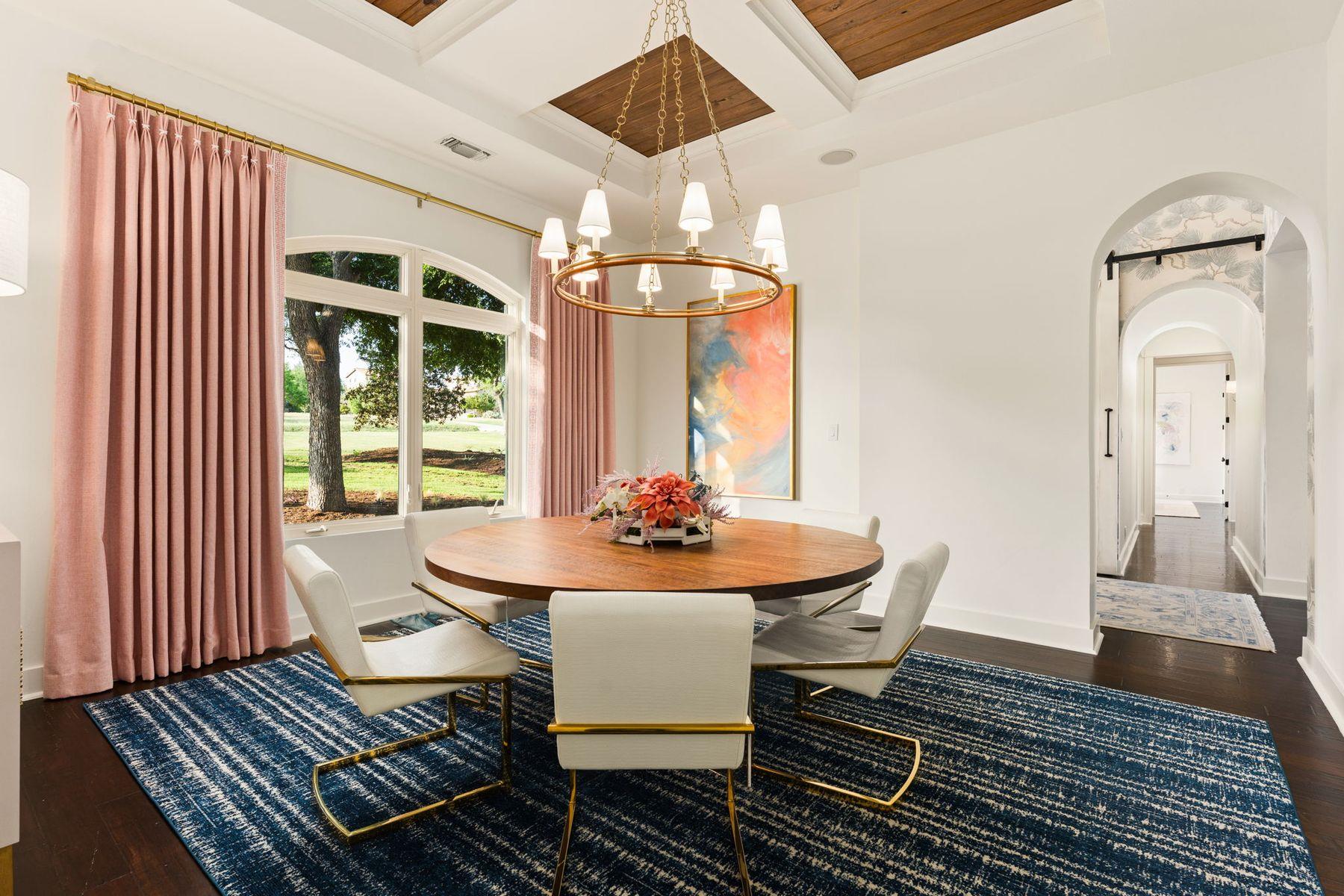 7825 Lynchburg Dr, Austin, TX 78738