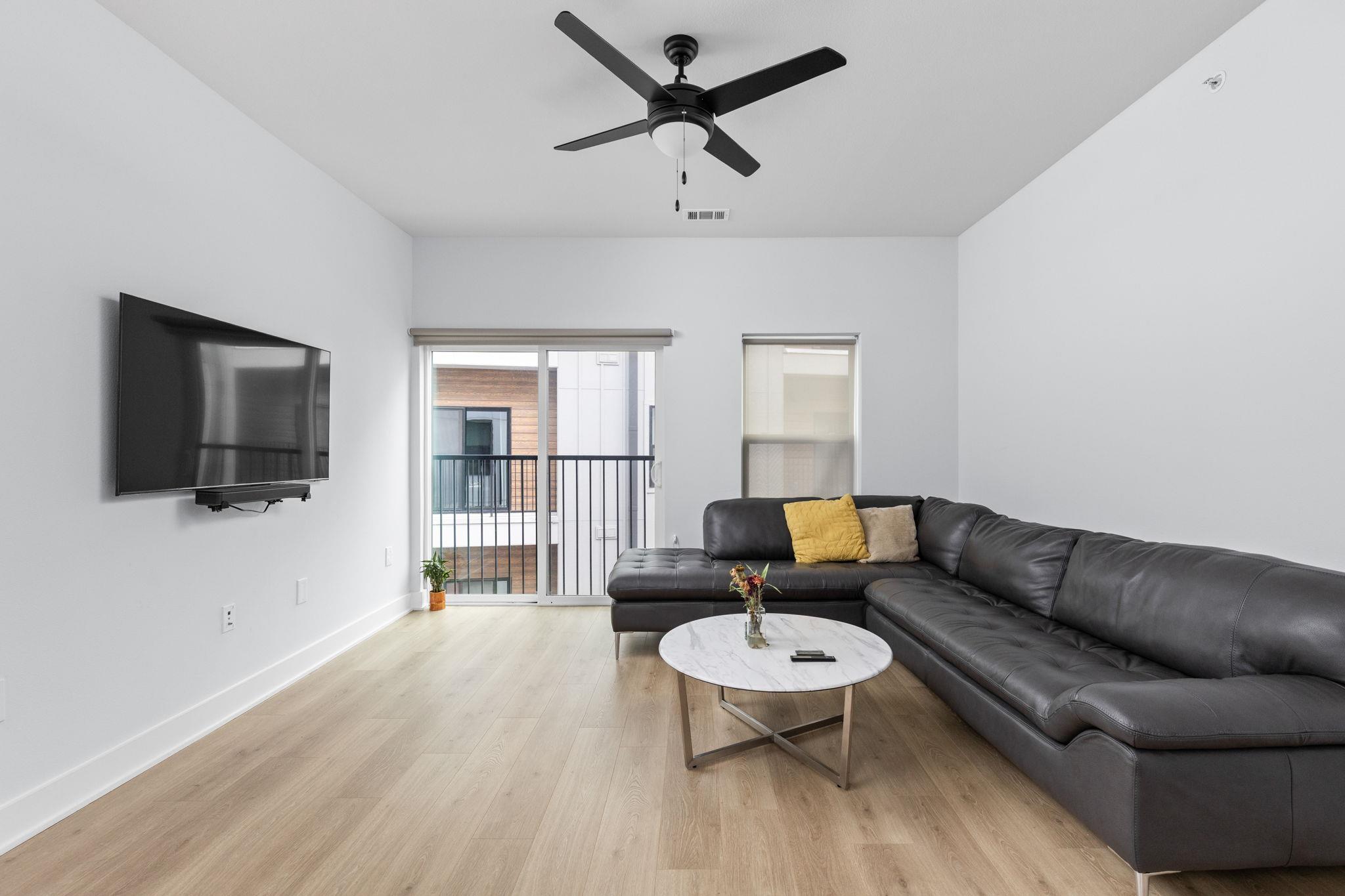 2500 Longview St # 405, Austin, TX 78705