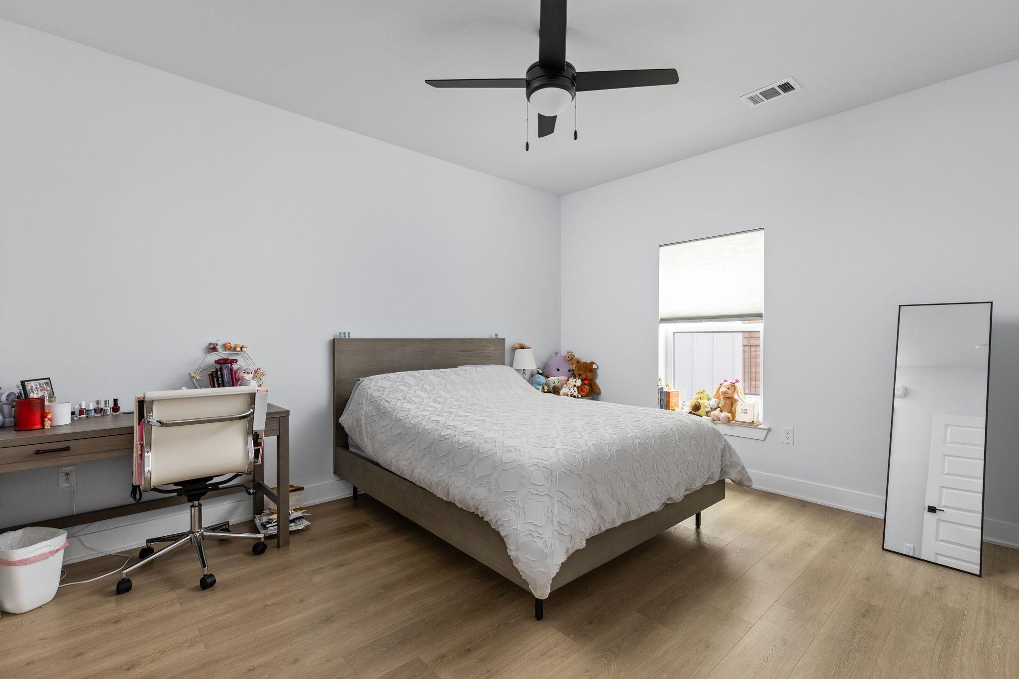 2500 Longview St # 405, Austin, TX 78705