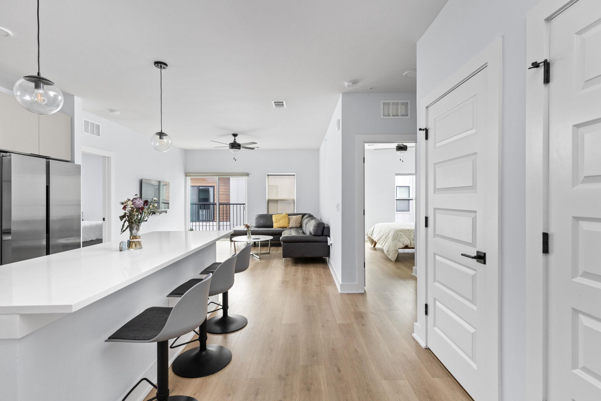 2500 Longview St # 405, Austin, TX 78705