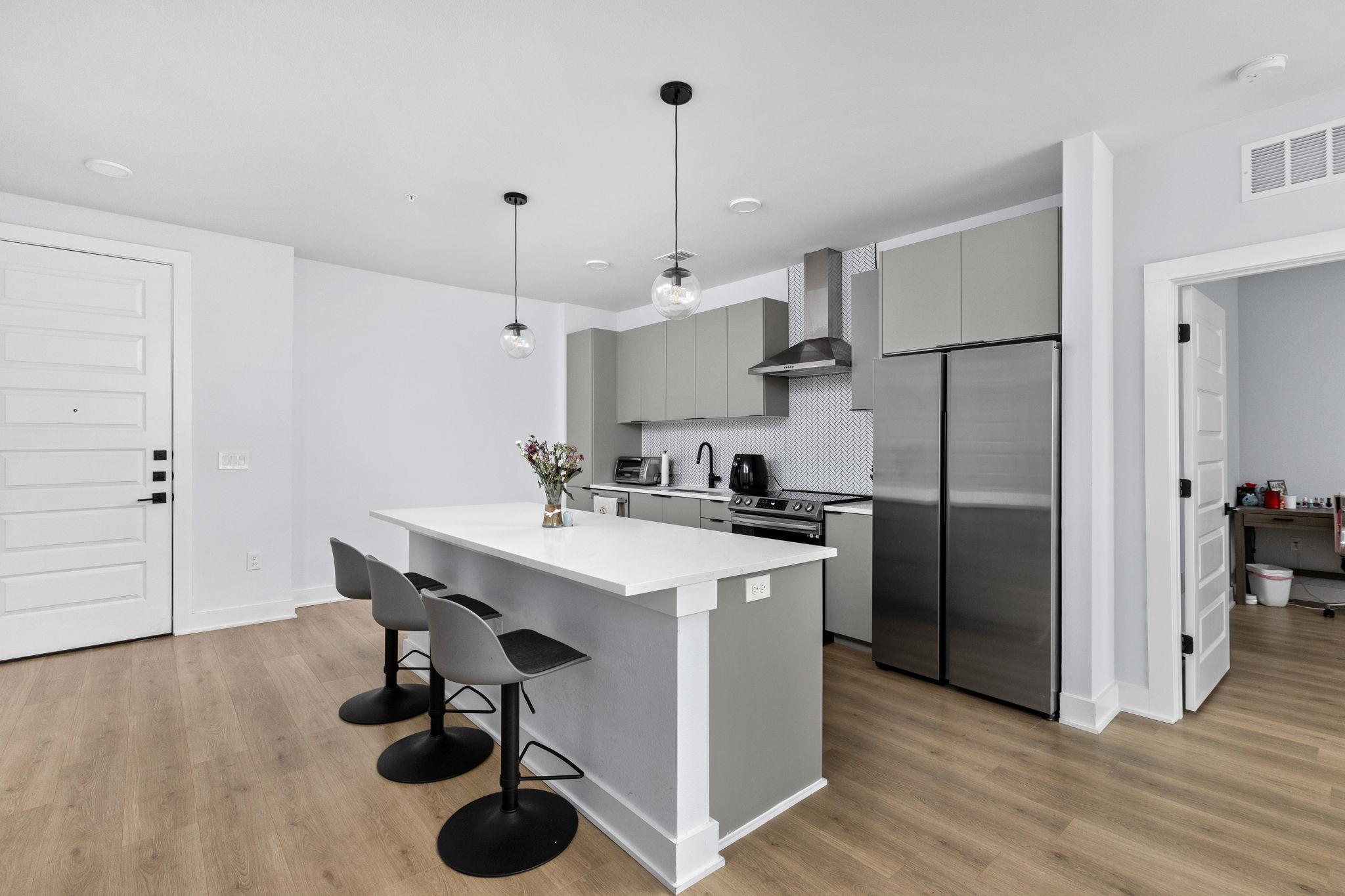 2500 Longview St # 405, Austin, TX 78705