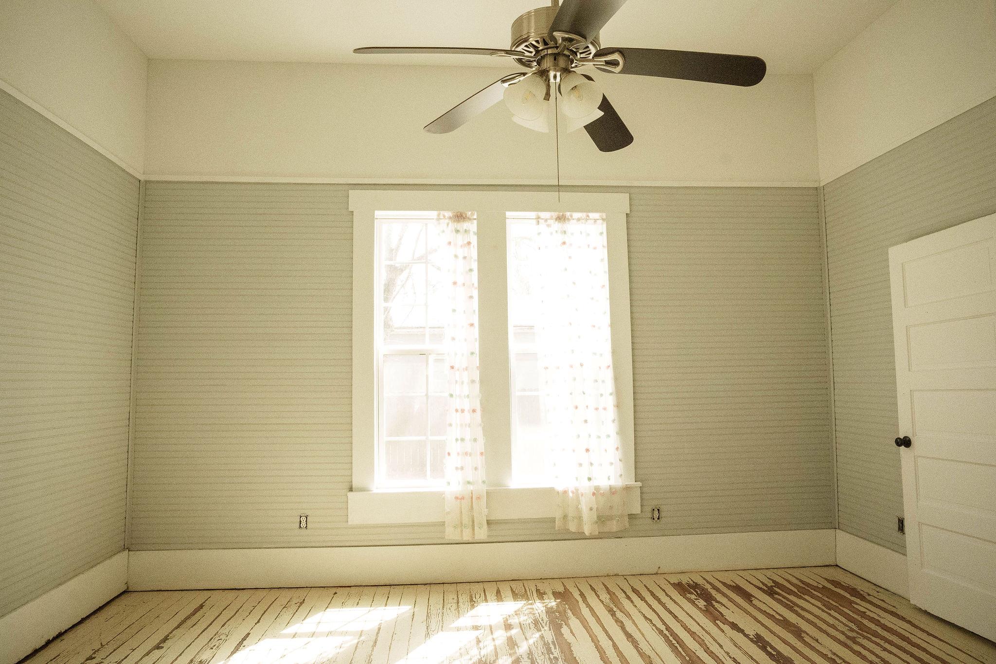 604 Avenue B, Lexington, TX 78947