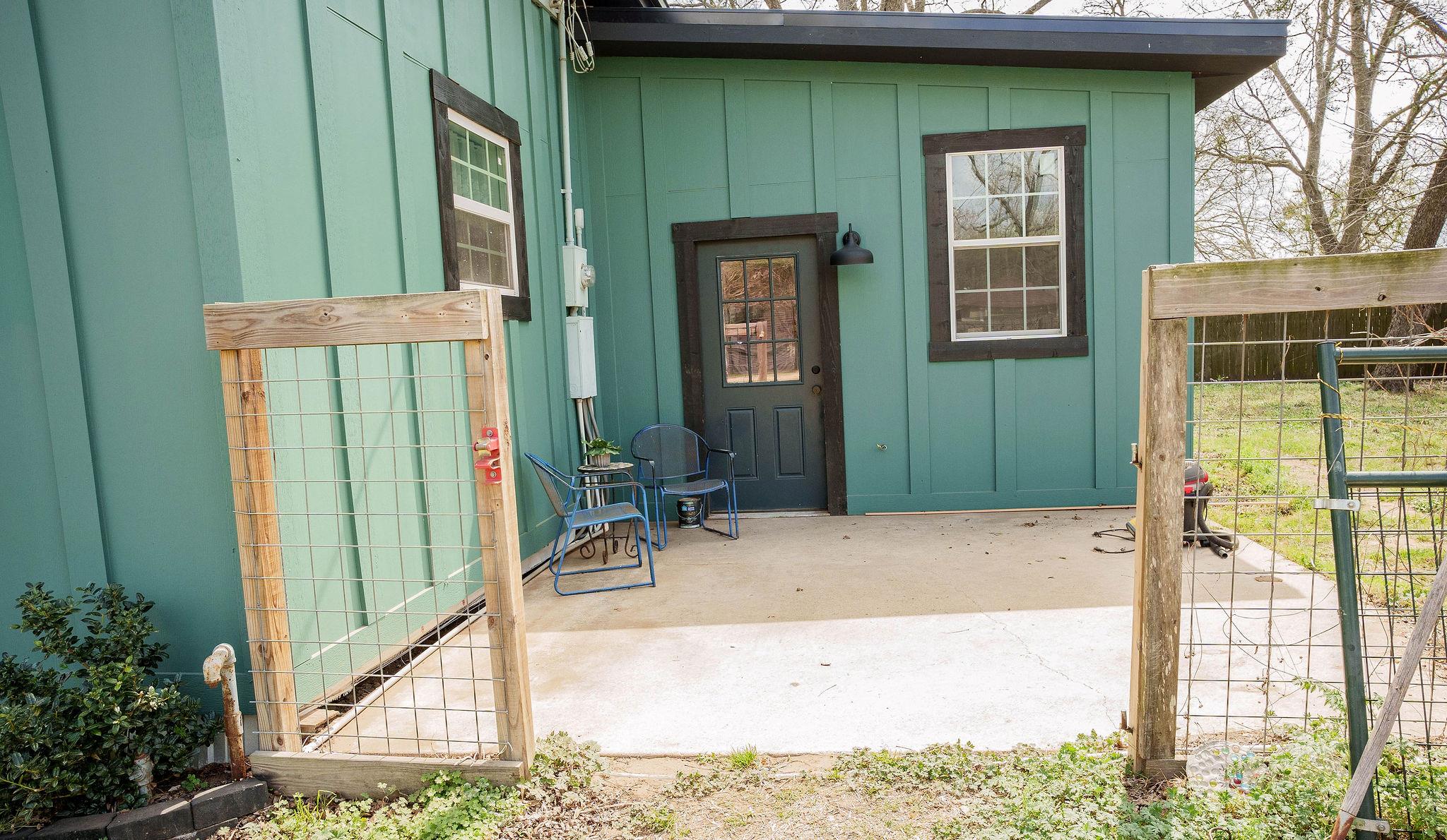 604 Avenue B, Lexington, TX 78947