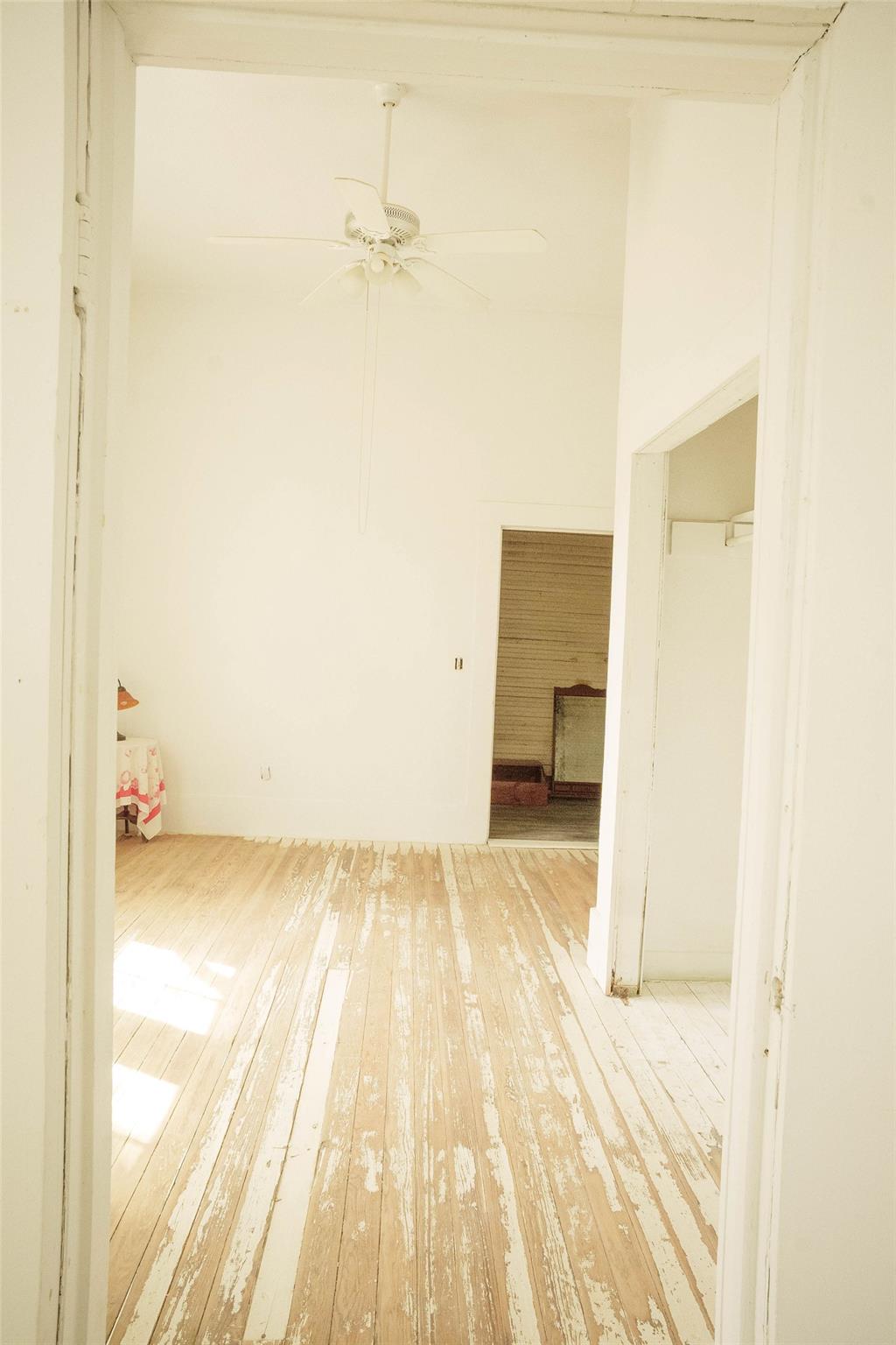 604 Avenue B, Lexington, TX 78947