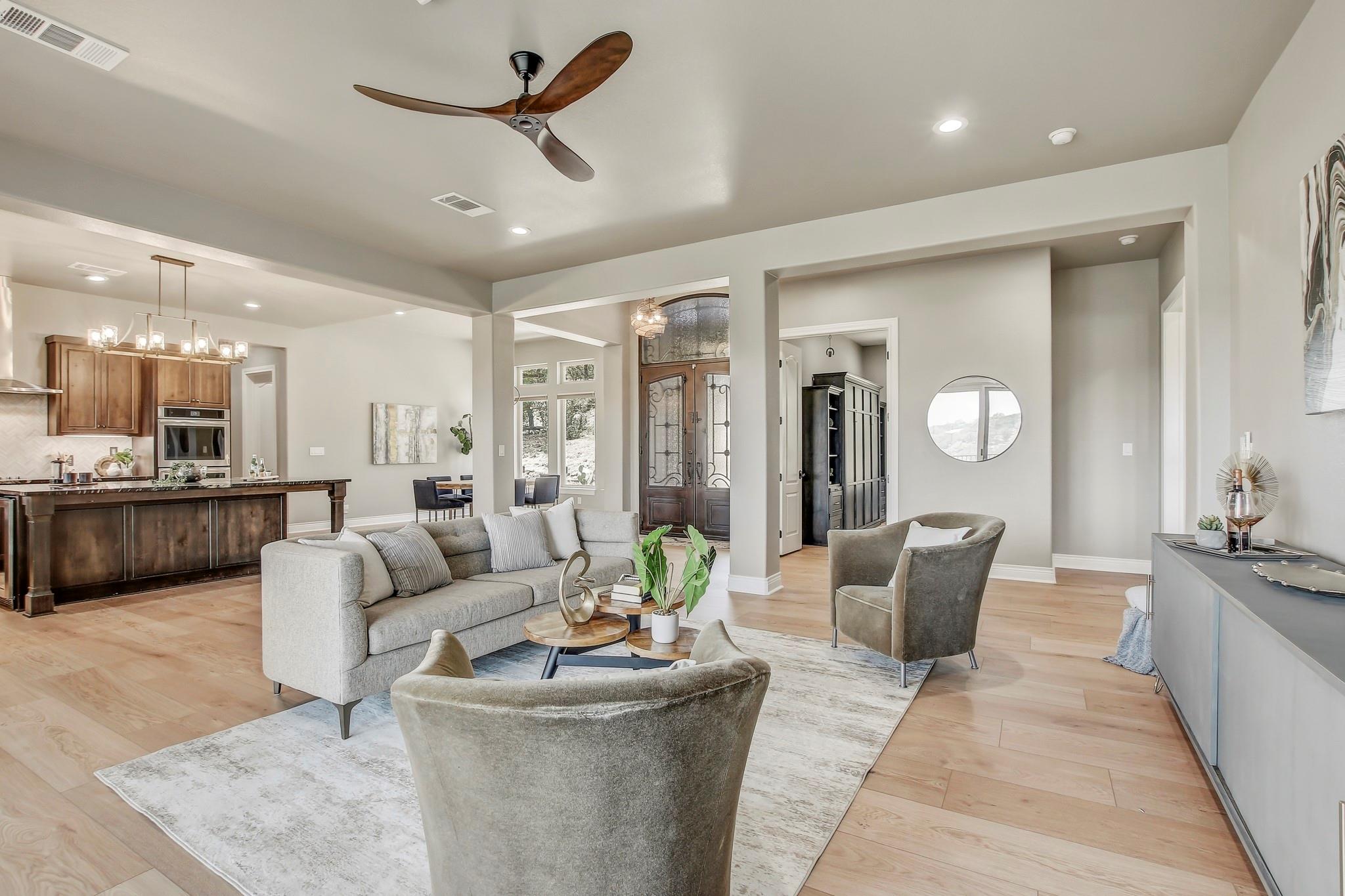 313 Angel Song Cv, Spicewood, TX 78669