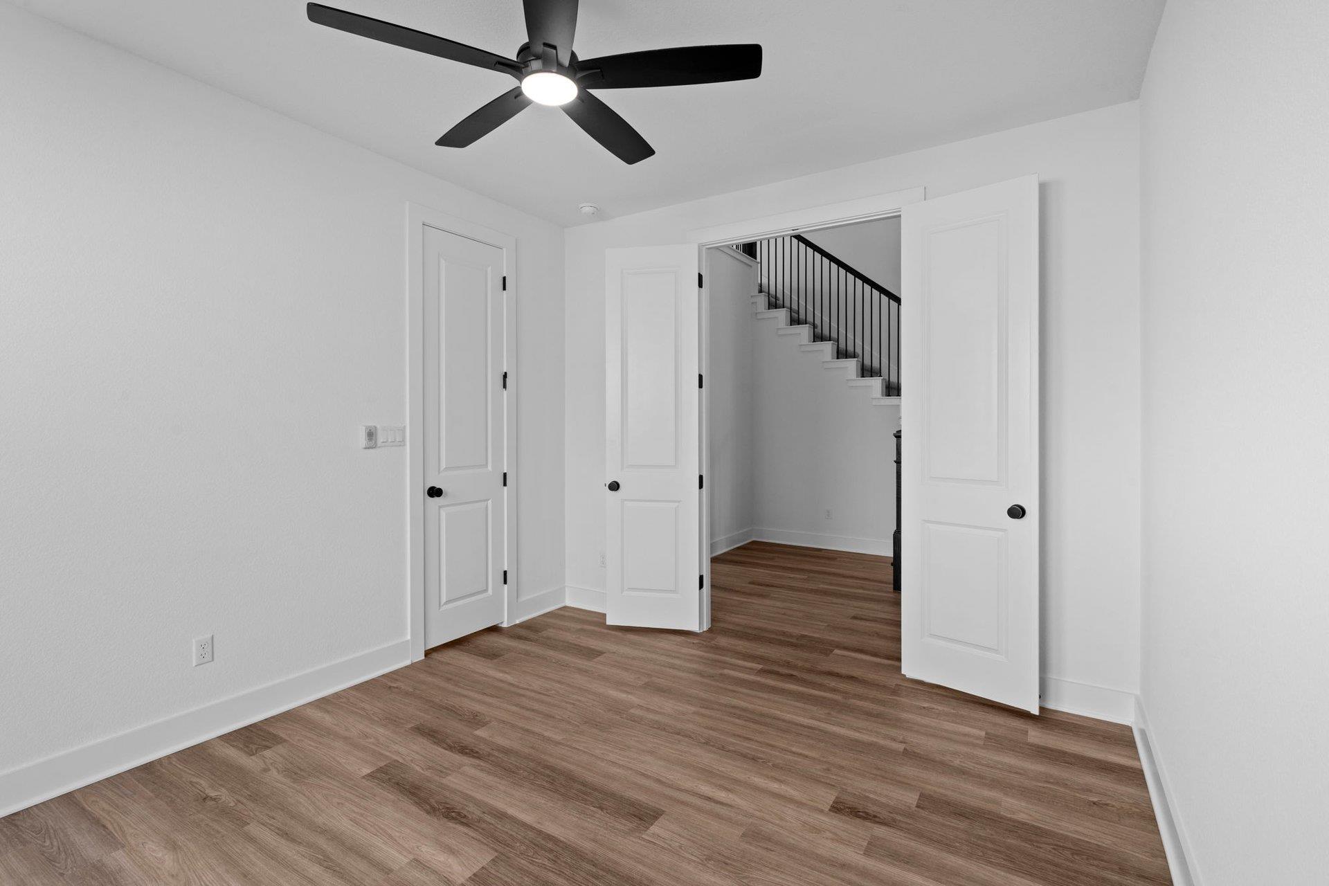 242 Five Mile Creek Way, Kyle, TX 78640