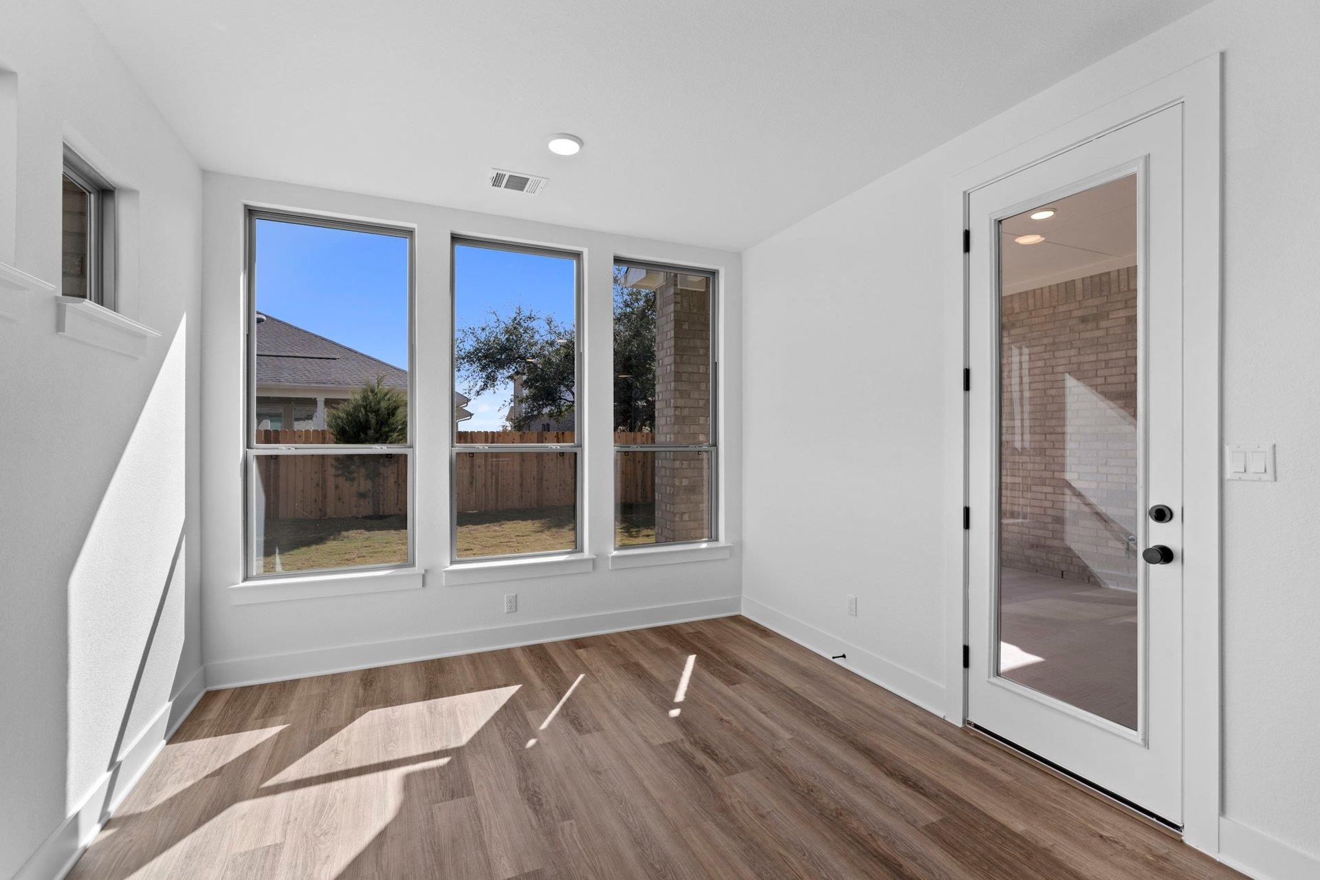 242 Five Mile Creek Way, Kyle, TX 78640