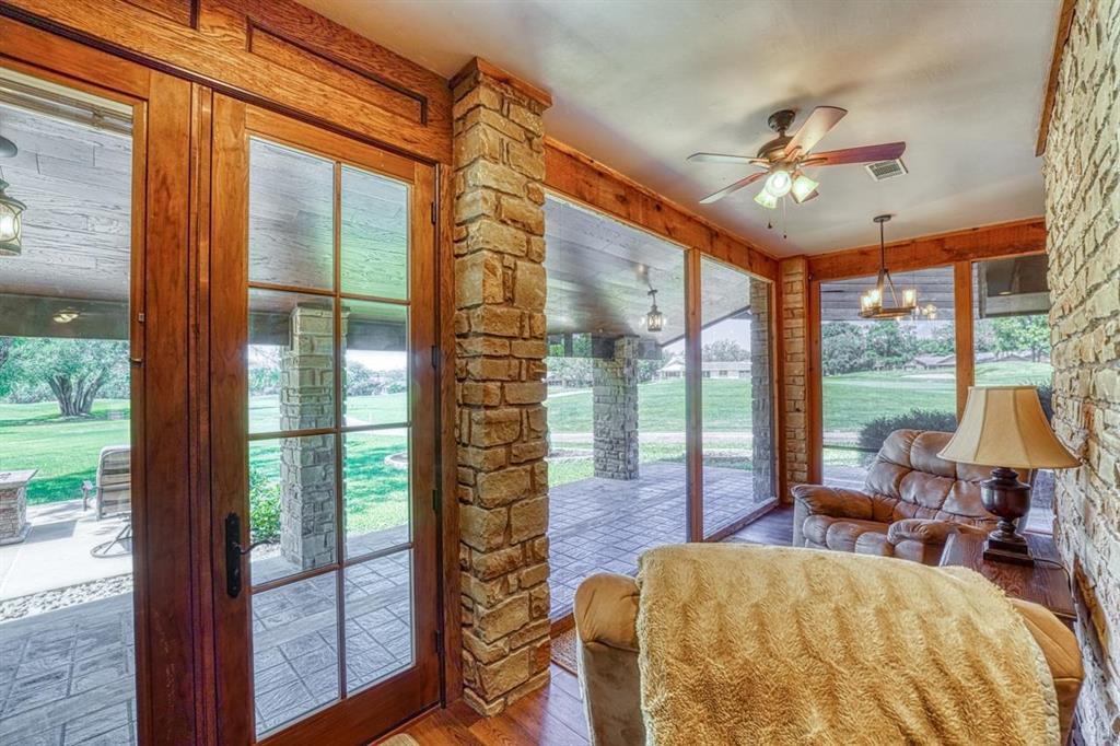 609 Hi Stirrup, Horseshoe Bay, TX 78657