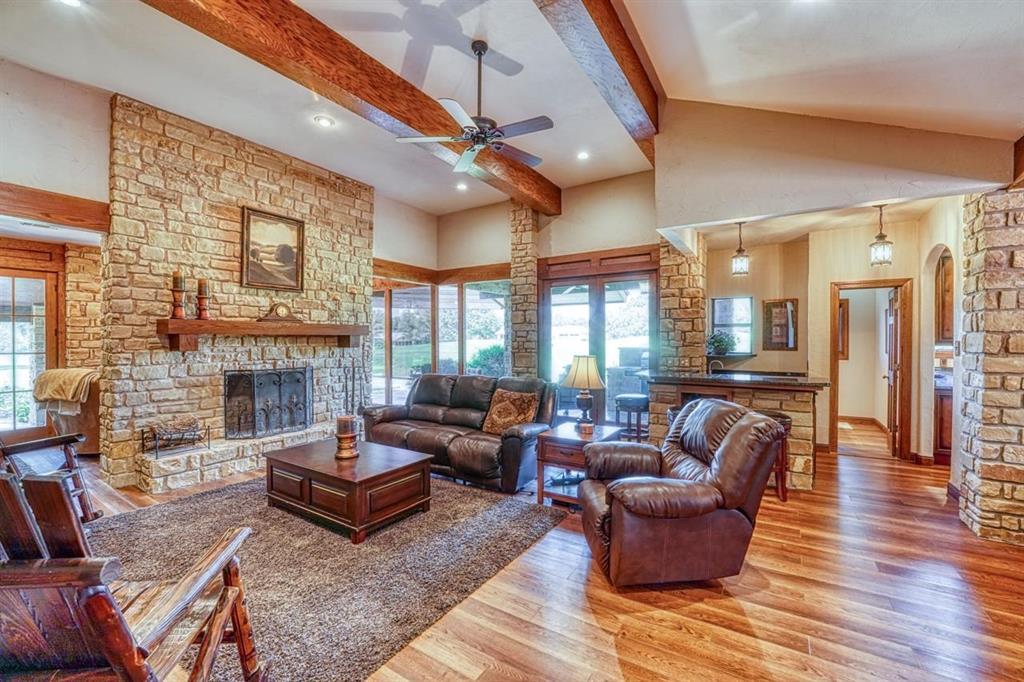 609 Hi Stirrup, Horseshoe Bay, TX 78657