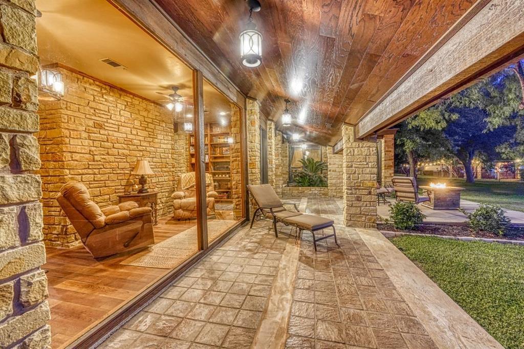 609 Hi Stirrup, Horseshoe Bay, TX 78657