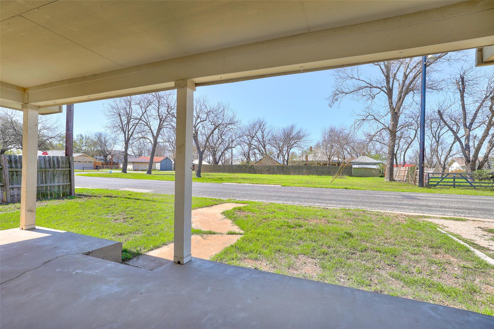 405 S Pine St, Georgetown, TX 78626