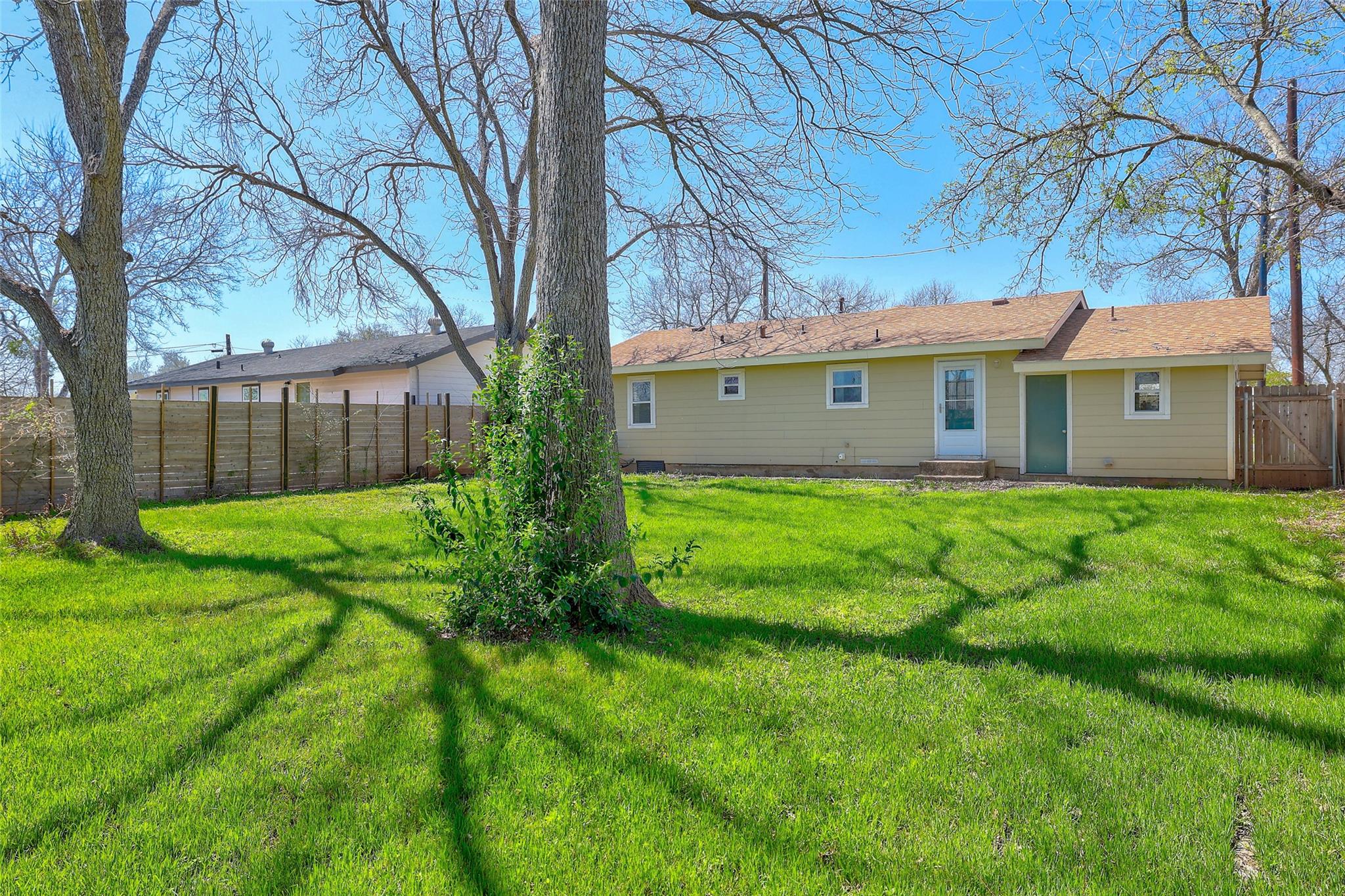 405 S Pine St, Georgetown, TX 78626