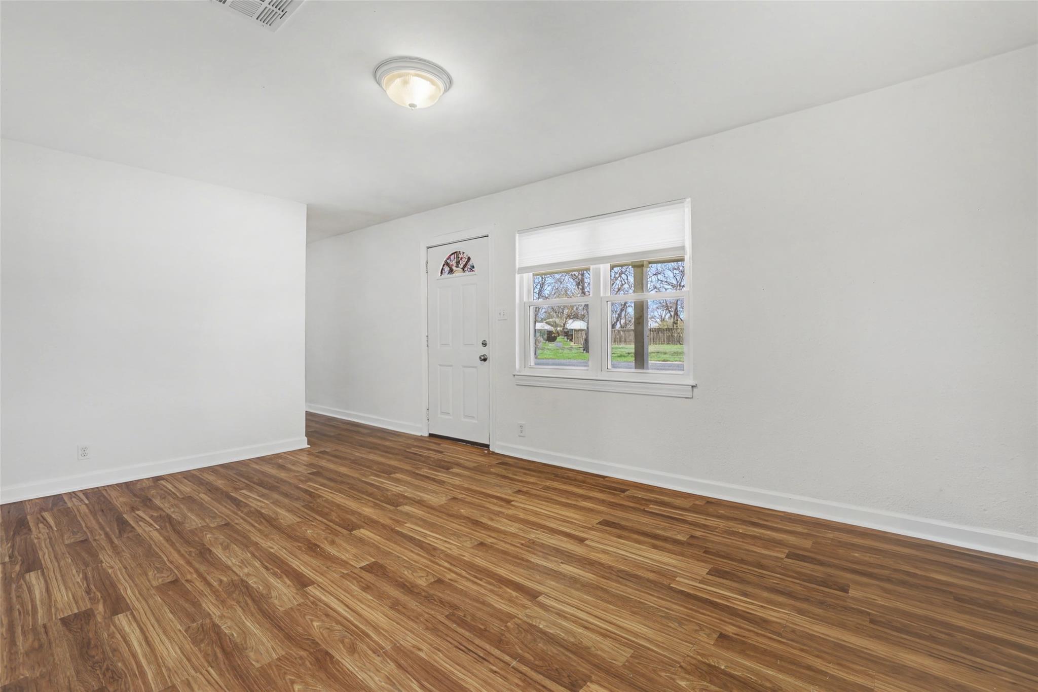 405 S Pine St, Georgetown, TX 78626