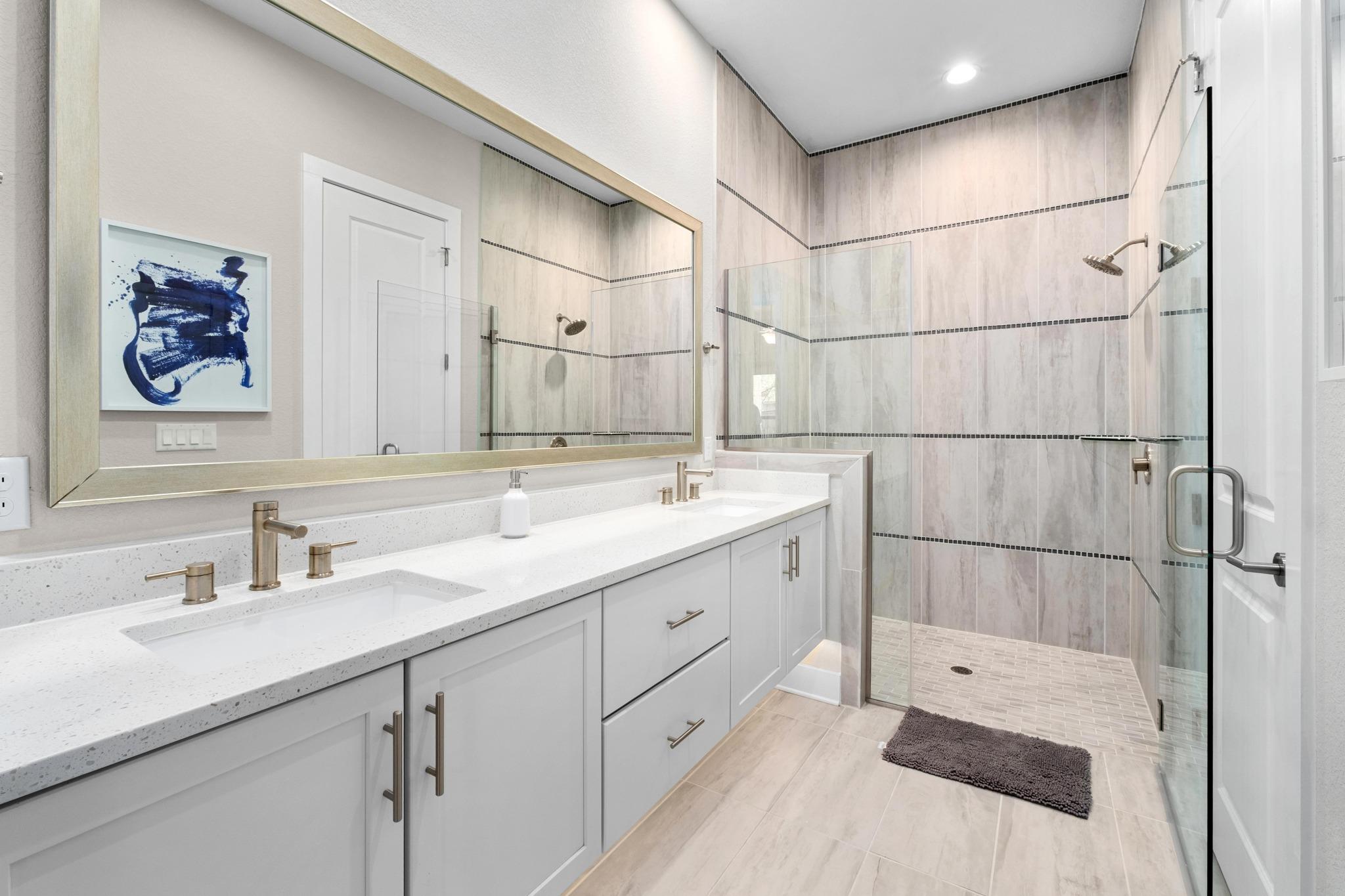 4323 Spicewood Springs Rd # 2, Austin, TX 78759