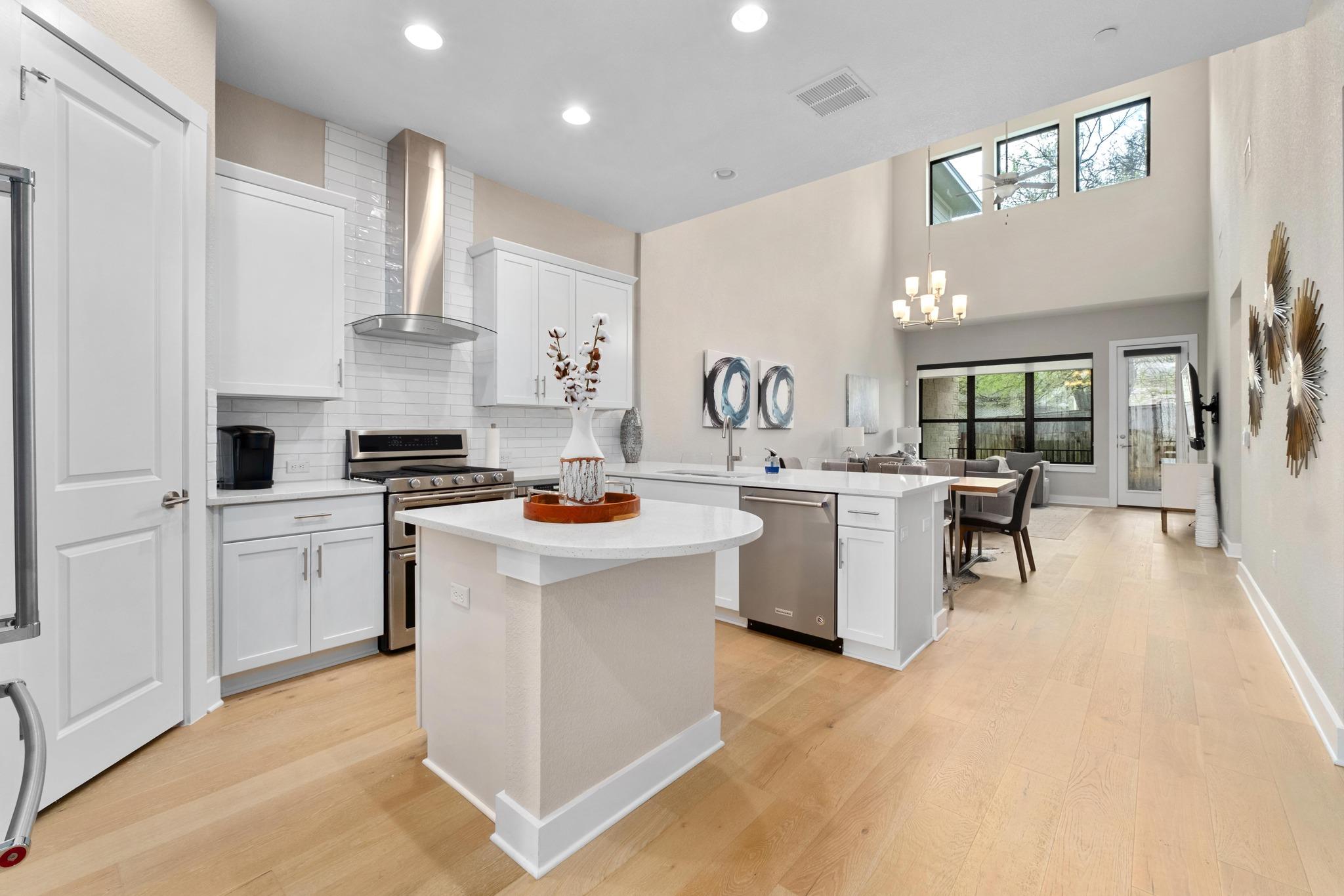 4323 Spicewood Springs Rd # 2, Austin, TX 78759