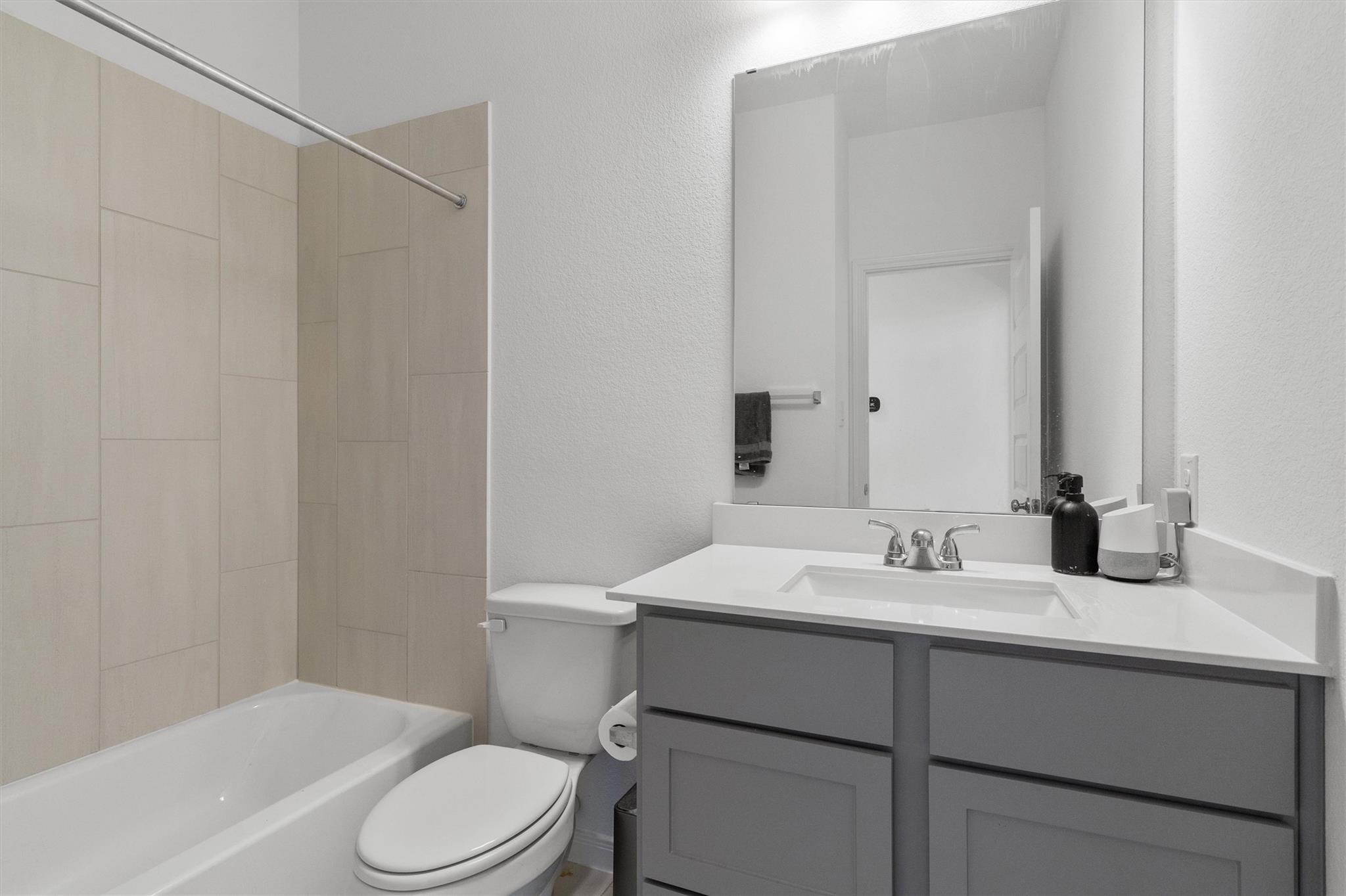 338 Langhorne Bnd, Liberty Hill, TX 78642