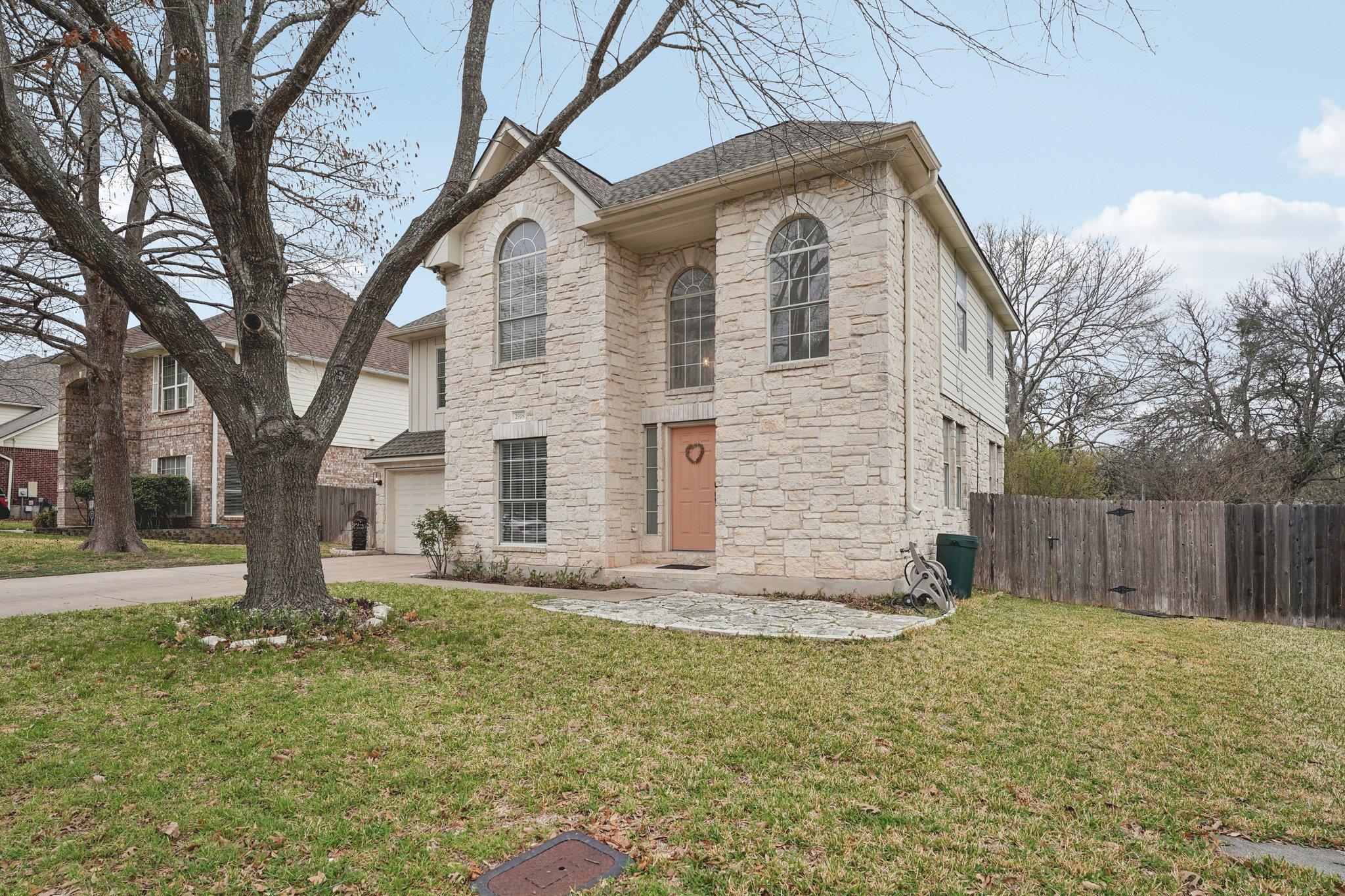 2918 Winchester Dr, Round Rock, TX 78665