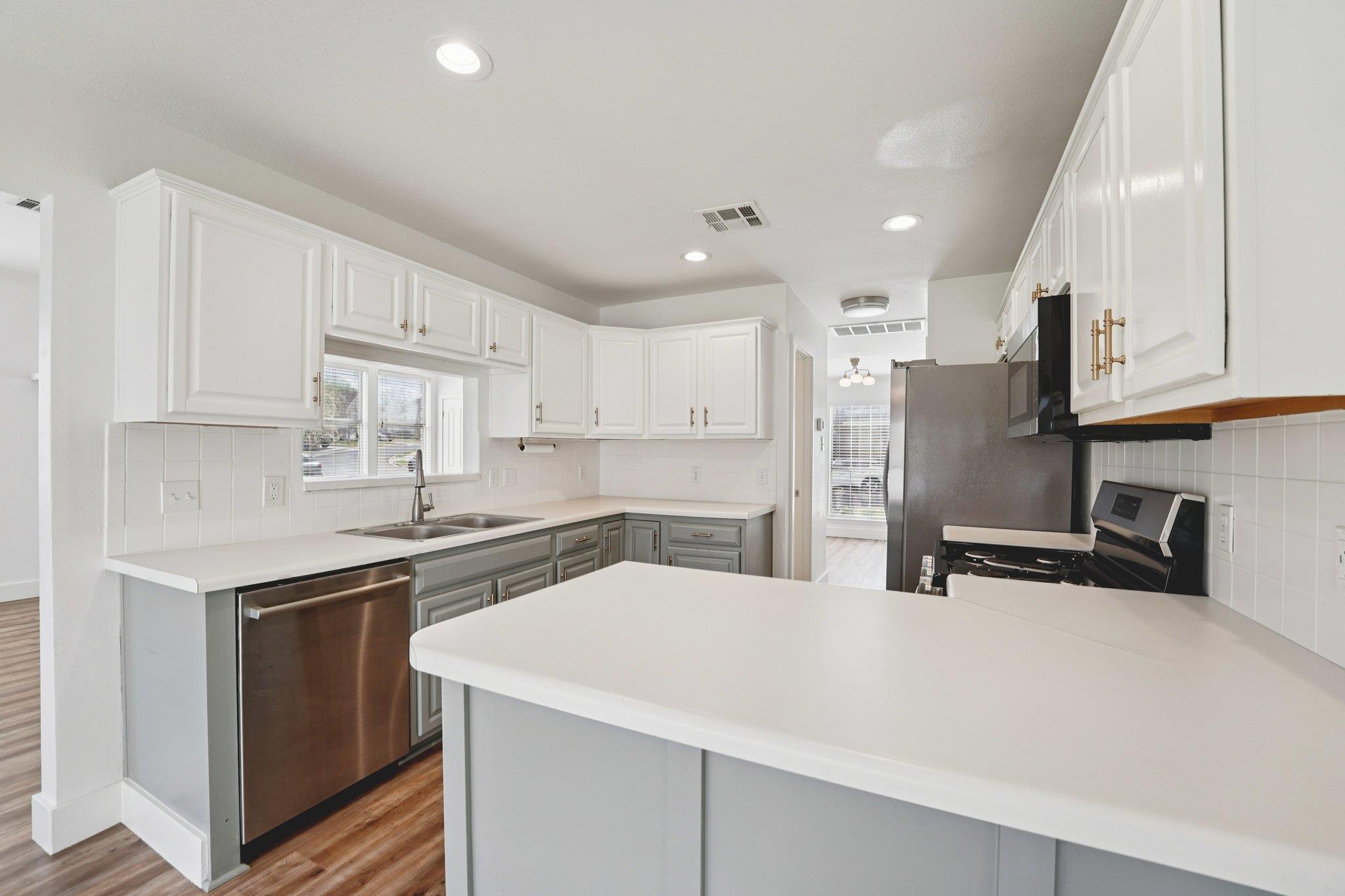 2918 Winchester Dr, Round Rock, TX 78665