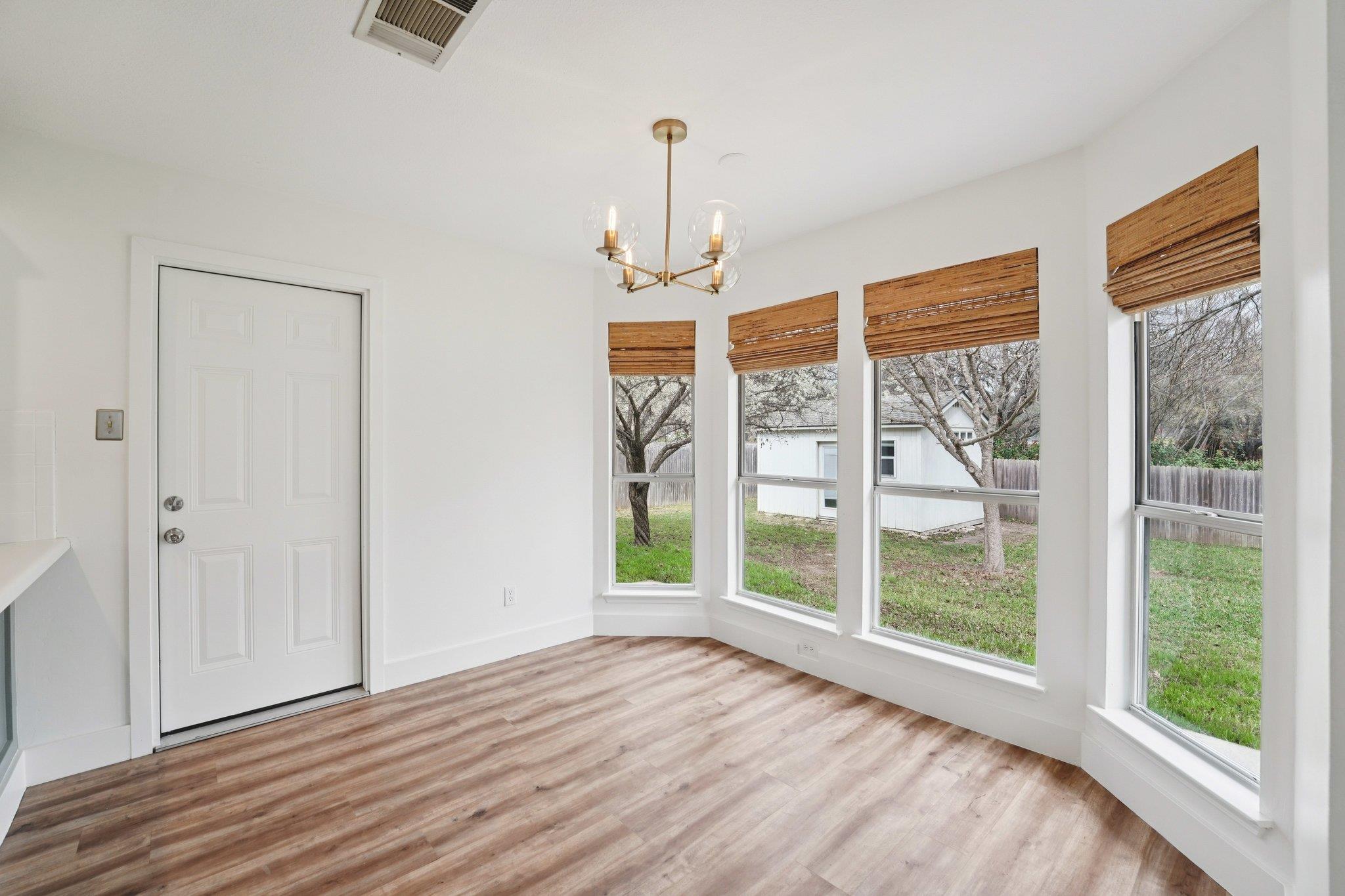 2918 Winchester Dr, Round Rock, TX 78665