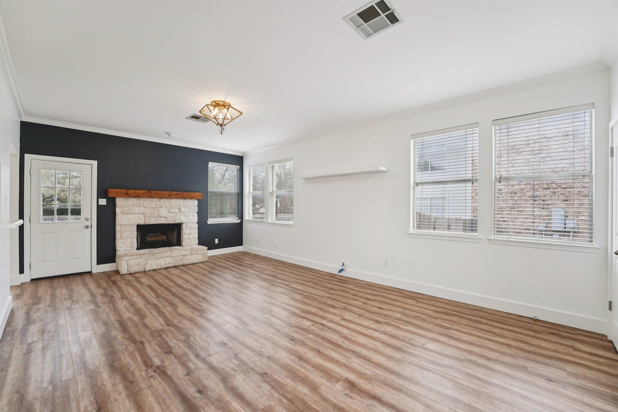 2918 Winchester Dr, Round Rock, TX 78665