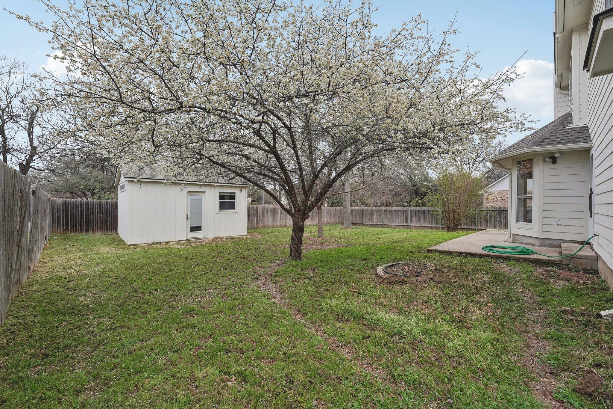 2918 Winchester Dr, Round Rock, TX 78665