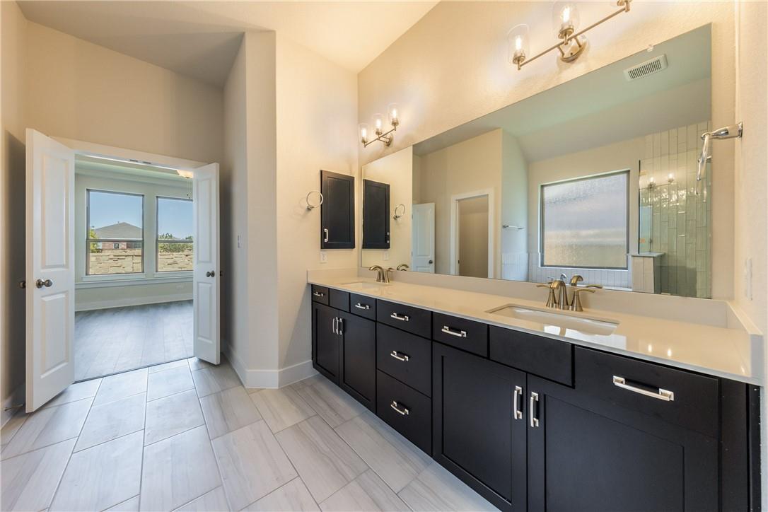 844 PASEO DE CASTANA Way, Leander, TX 78641