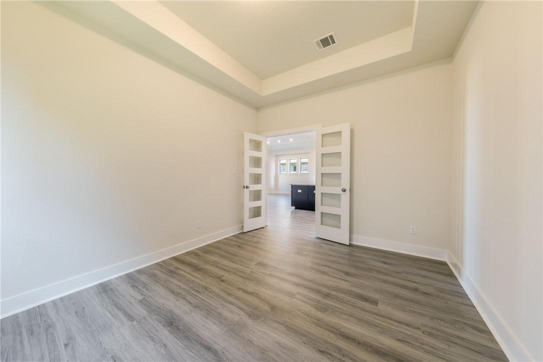 844 PASEO DE CASTANA Way, Leander, TX 78641