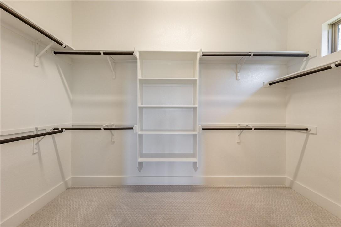 844 PASEO DE CASTANA Way, Leander, TX 78641