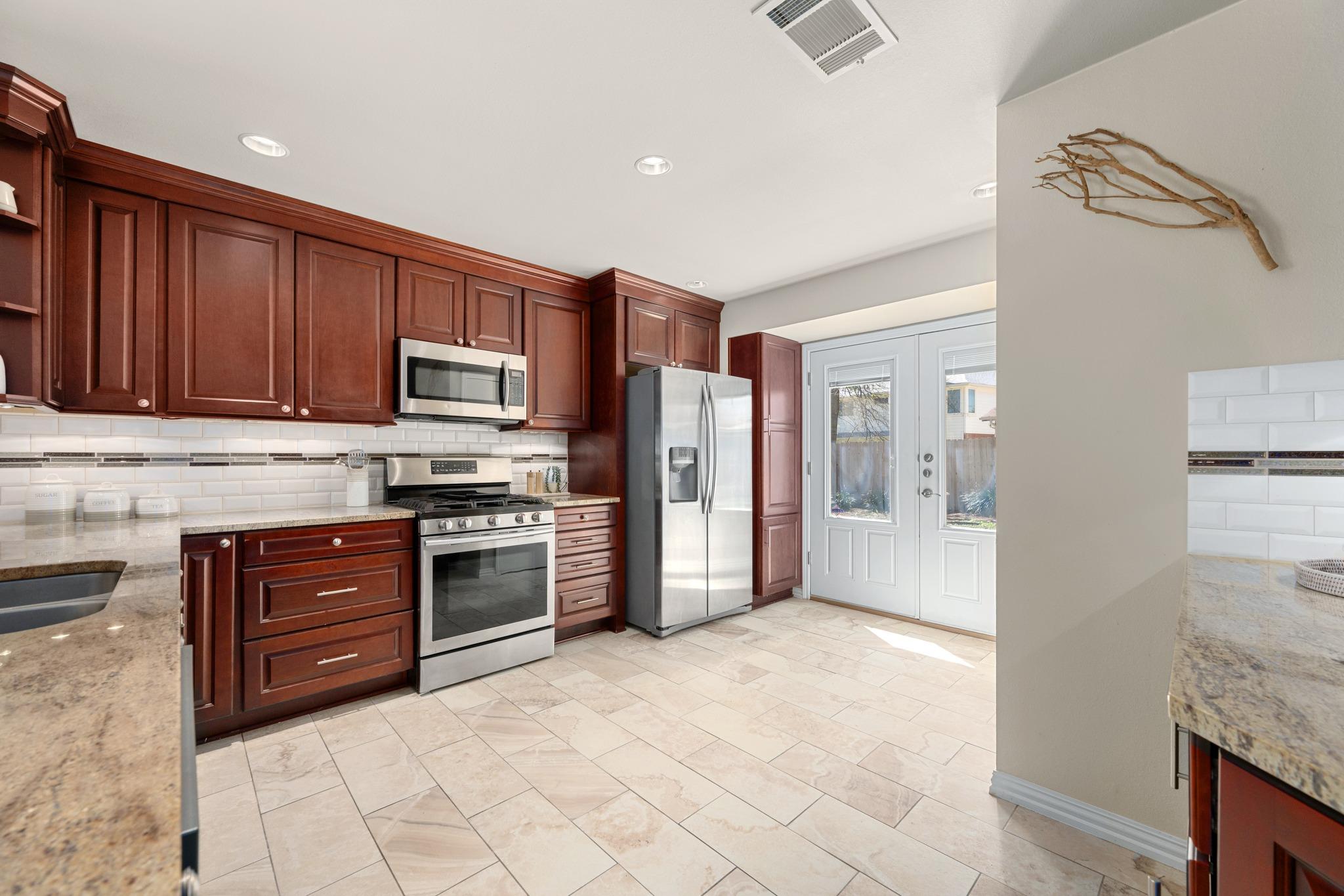 2209 Emmett Pkwy, Austin, TX 78728